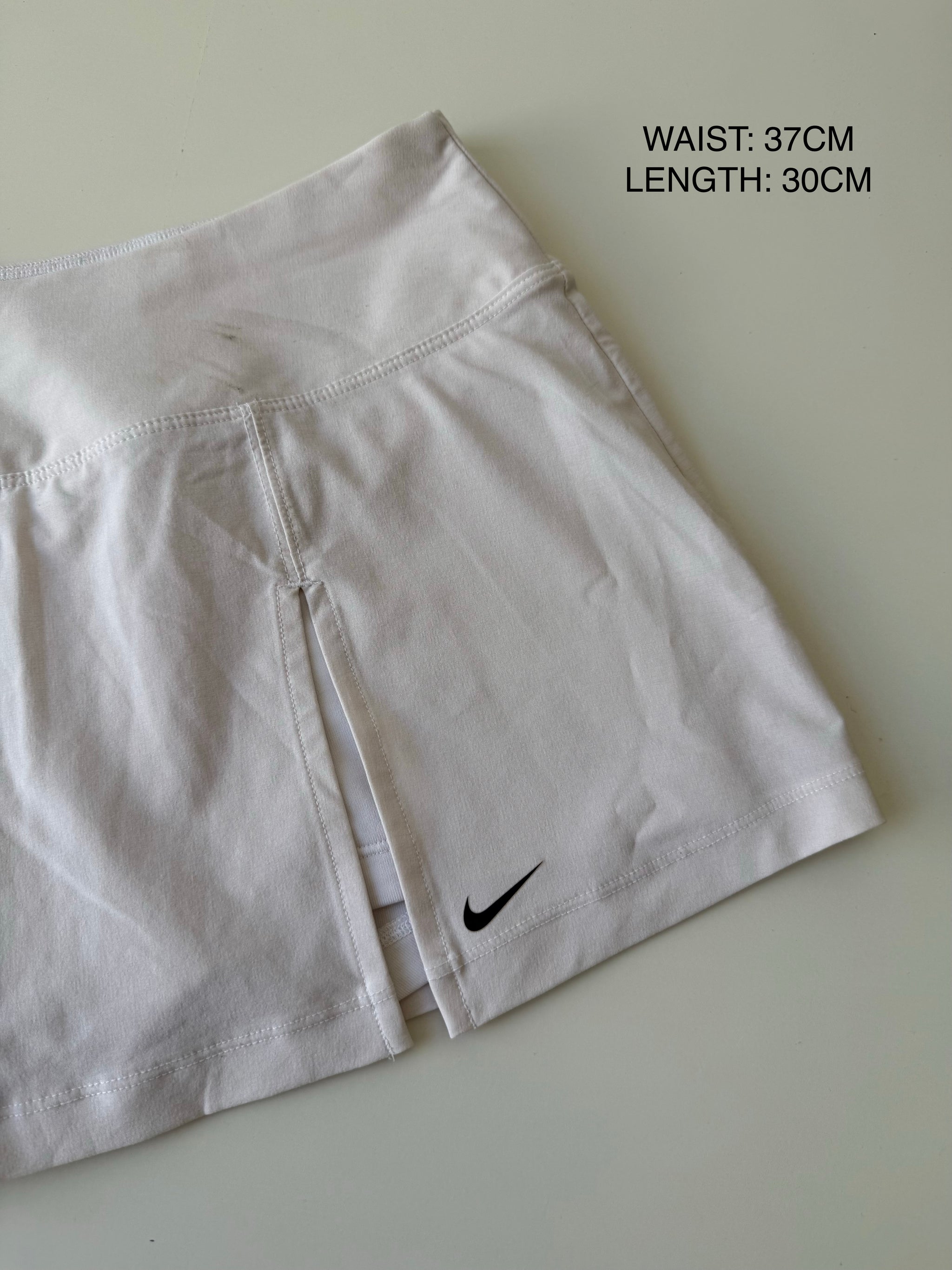 White activewear built in short mini skirt (M)
