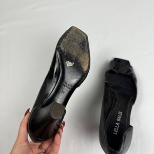 Black real leather open toes square heels (36)
