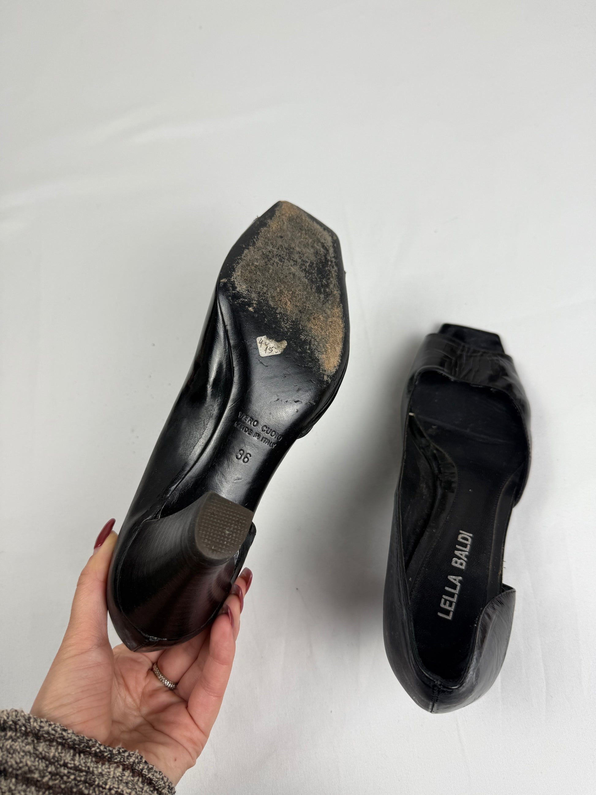 Black real leather open toes square heels (36)