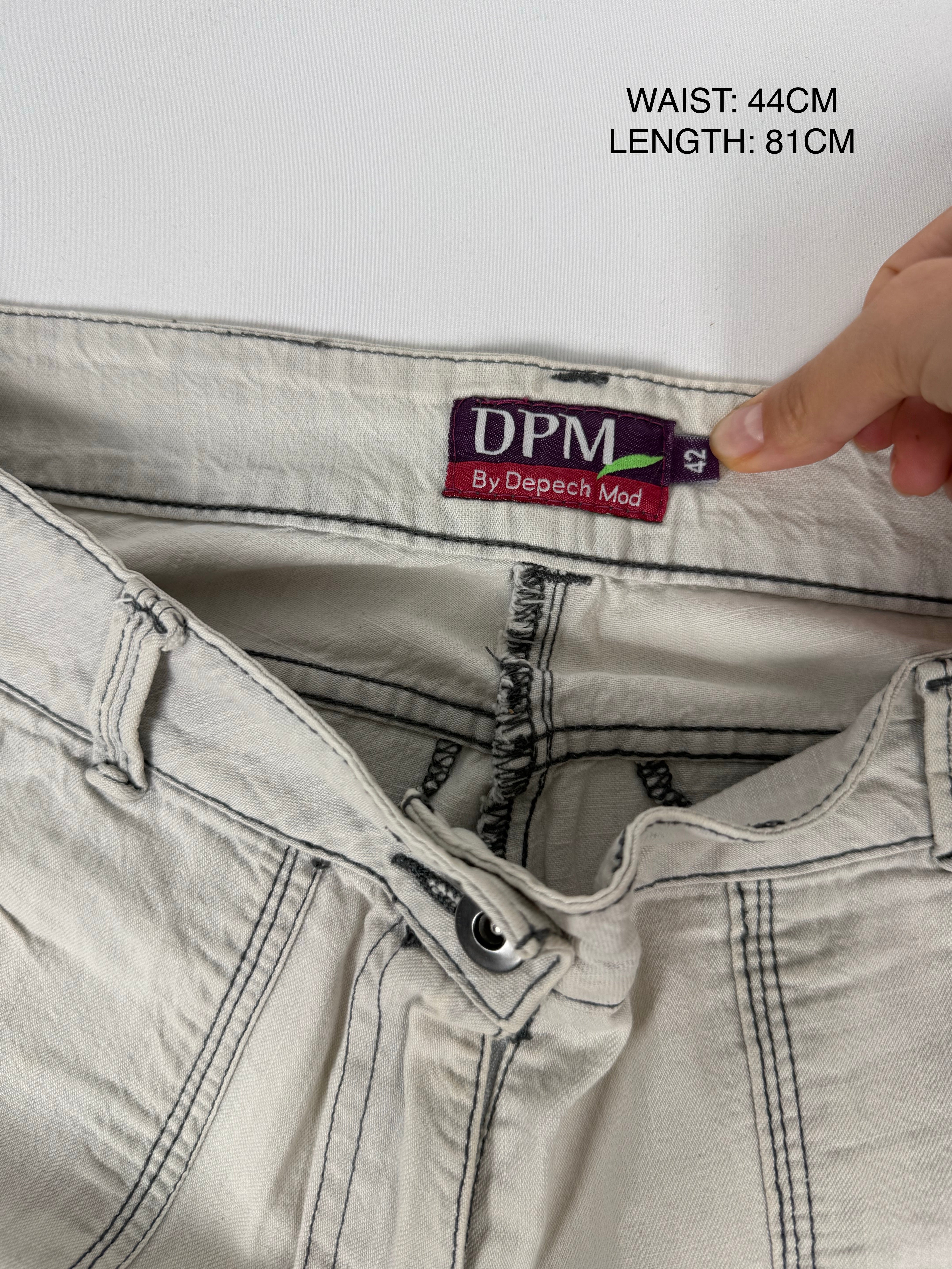 White low rise baggy capri pants (XL)