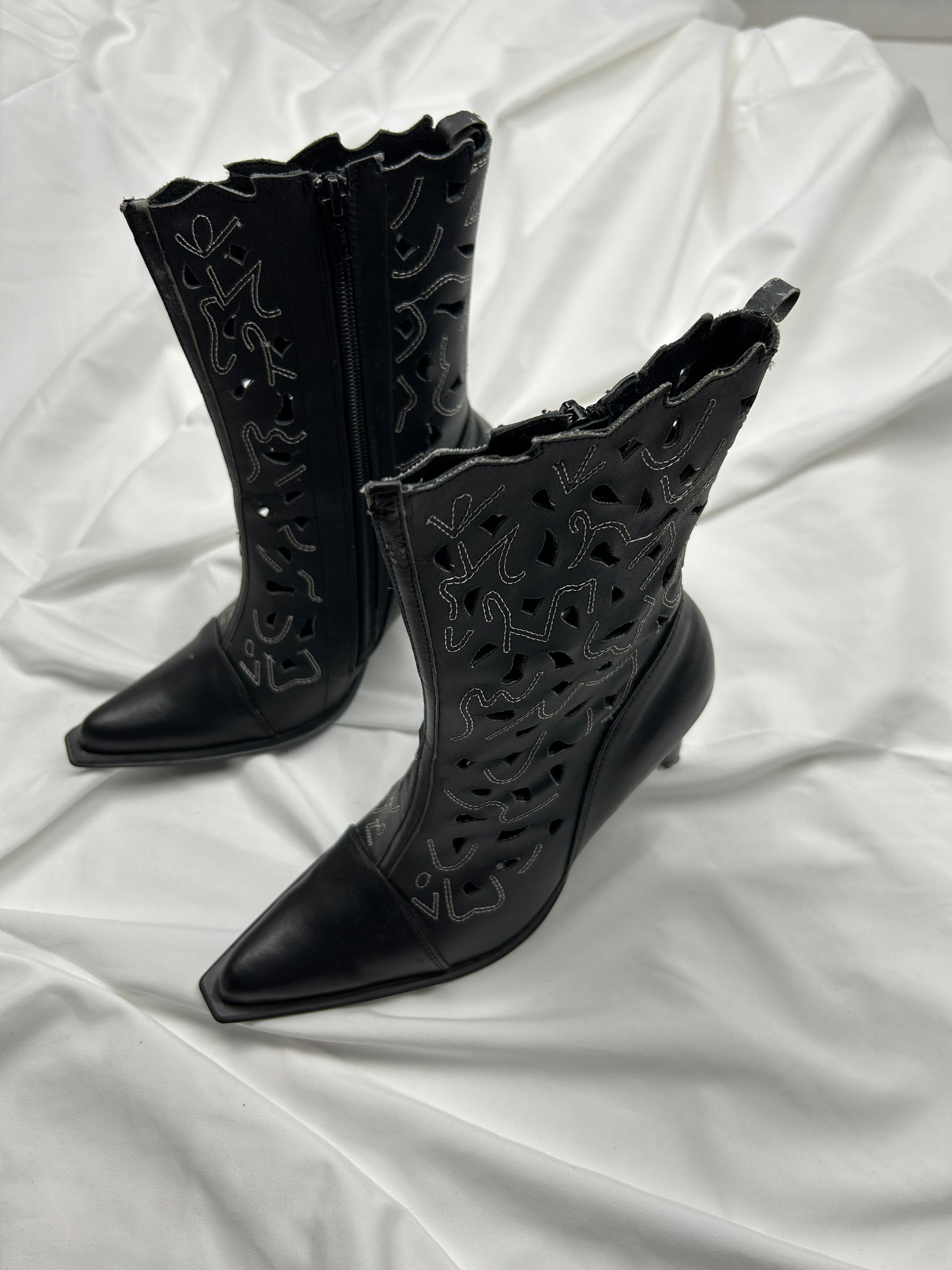 Pointed toes heels boots (37)