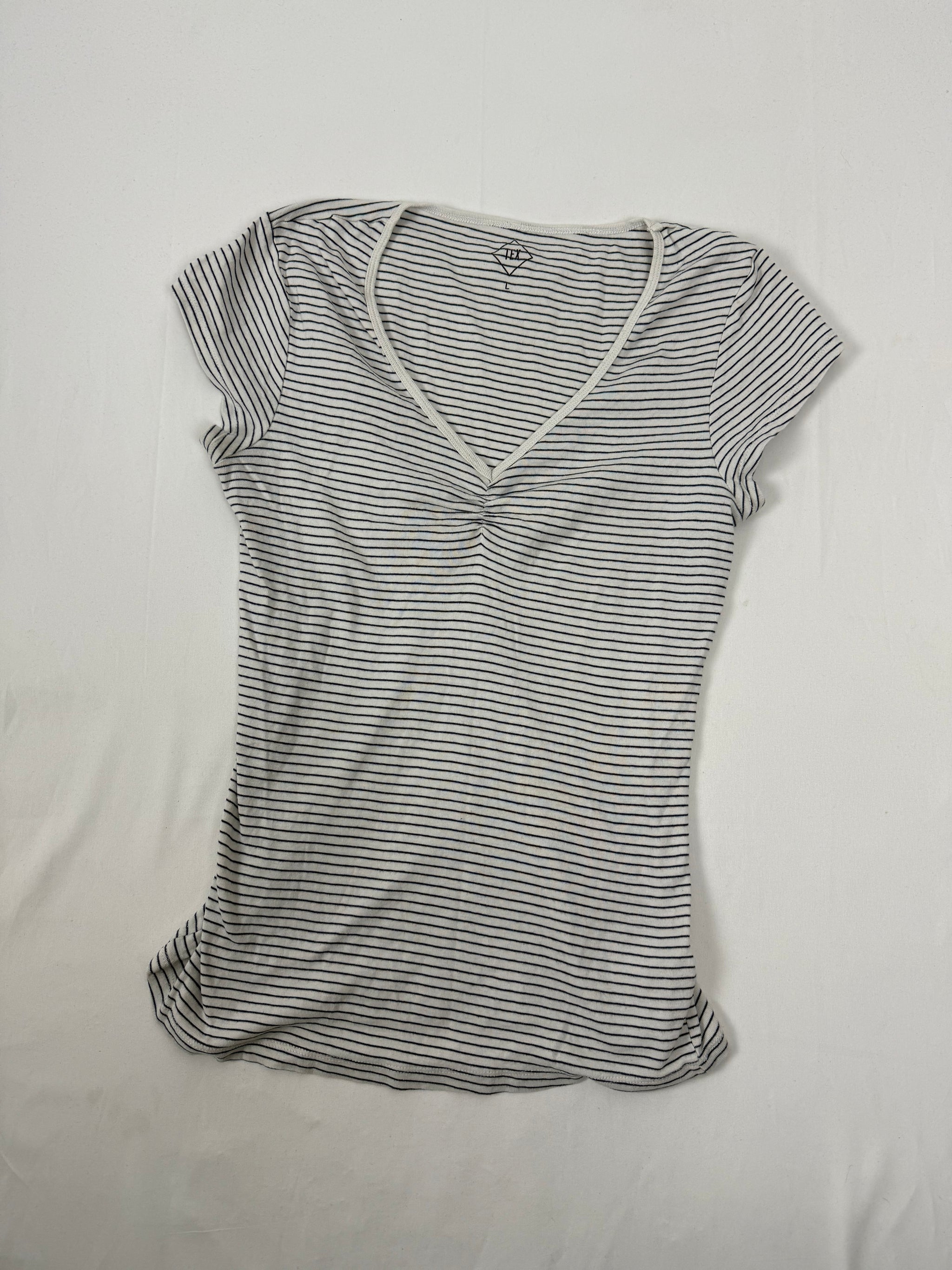 White striped cotton V neck tee (L)