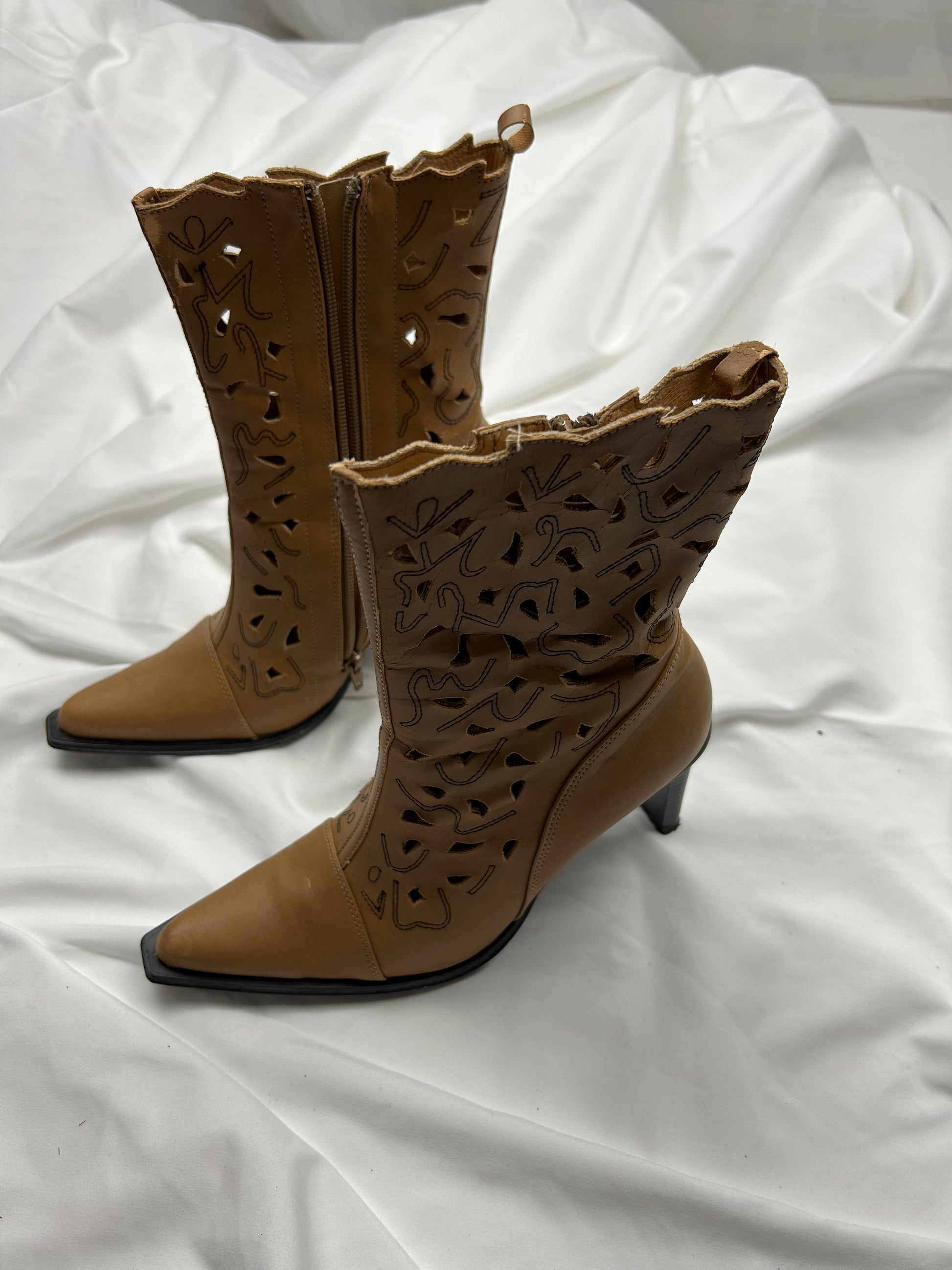 Pointed toes heels boots (37)