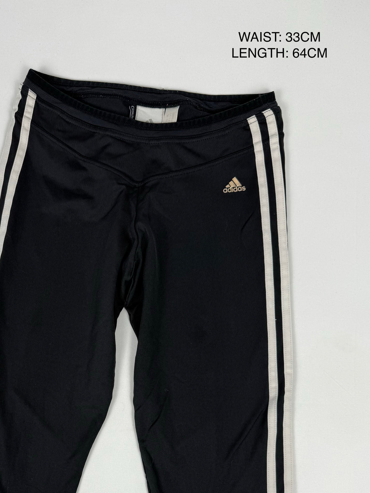 Black activewear low rise capri pants (M)