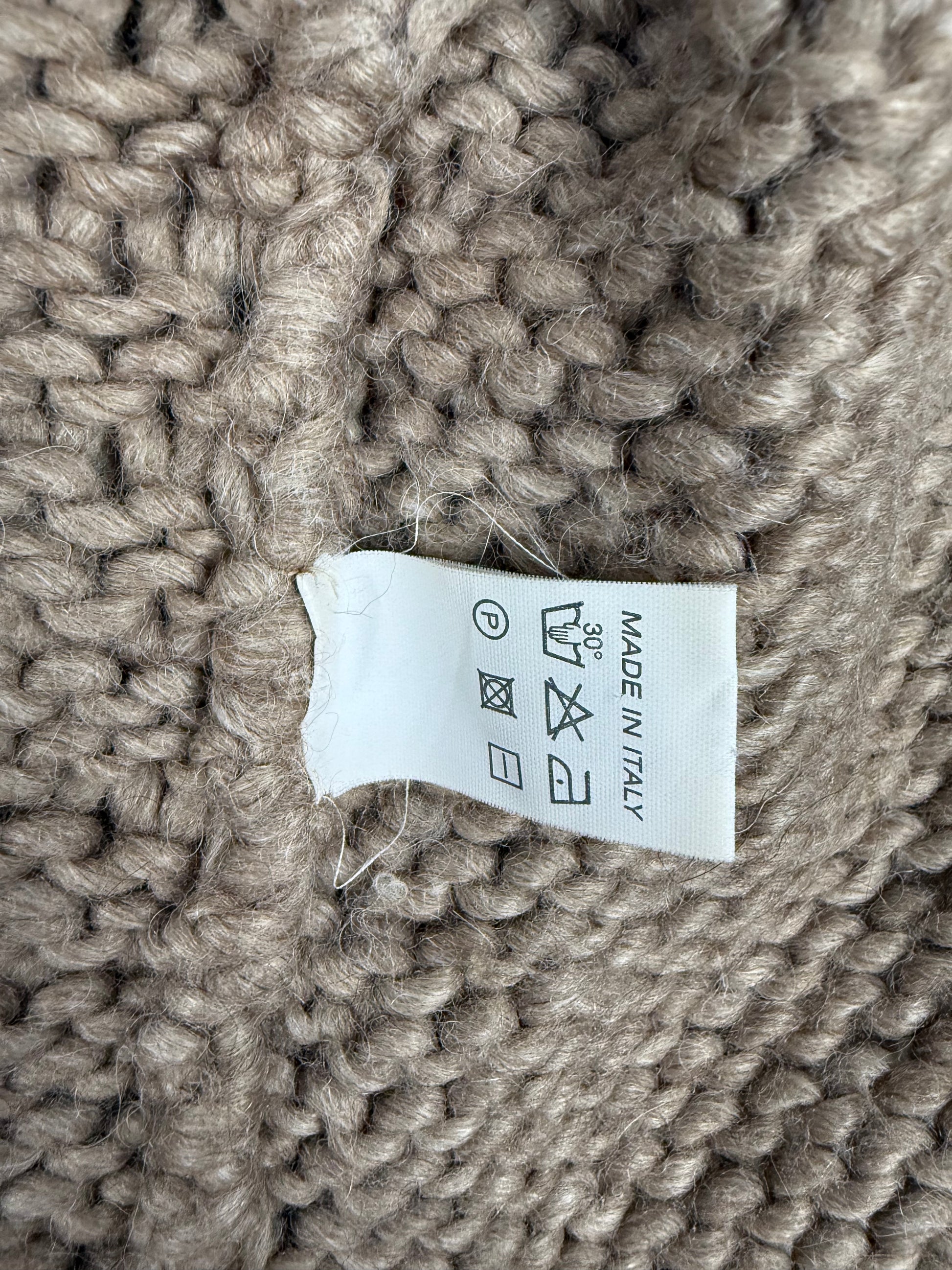 Beige wool cardigan jumper (One size)