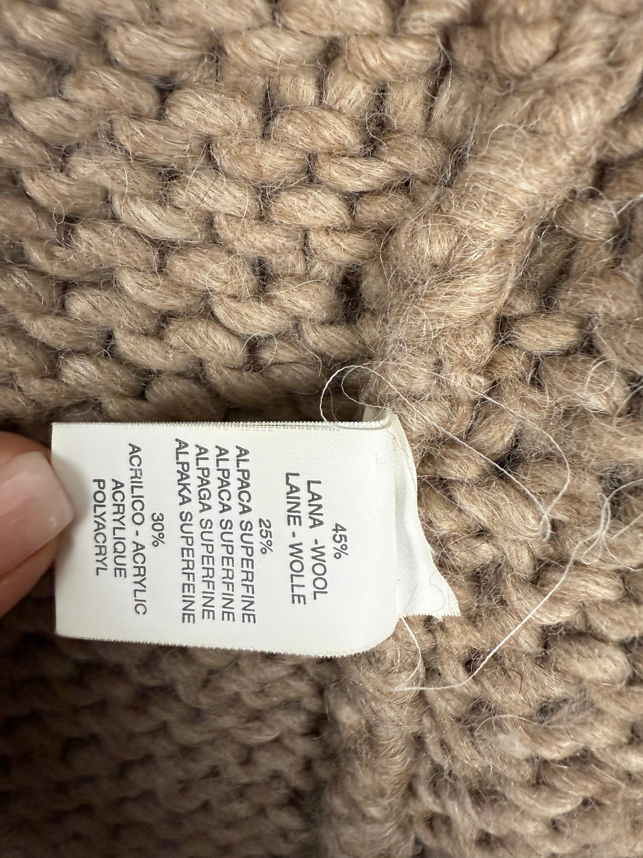 Beige wool cardigan jumper (One size)