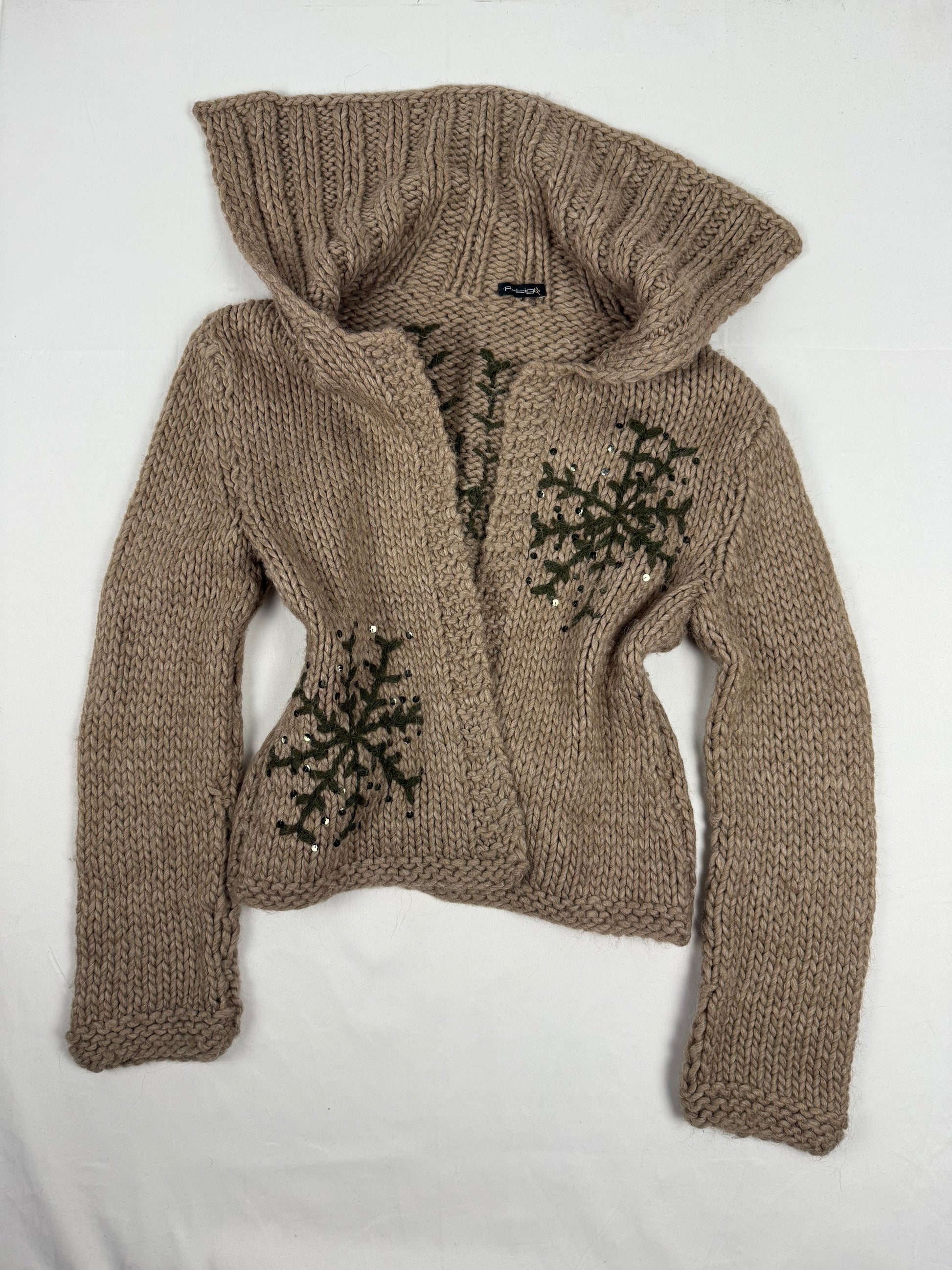 Beige wool cardigan jumper (One size)