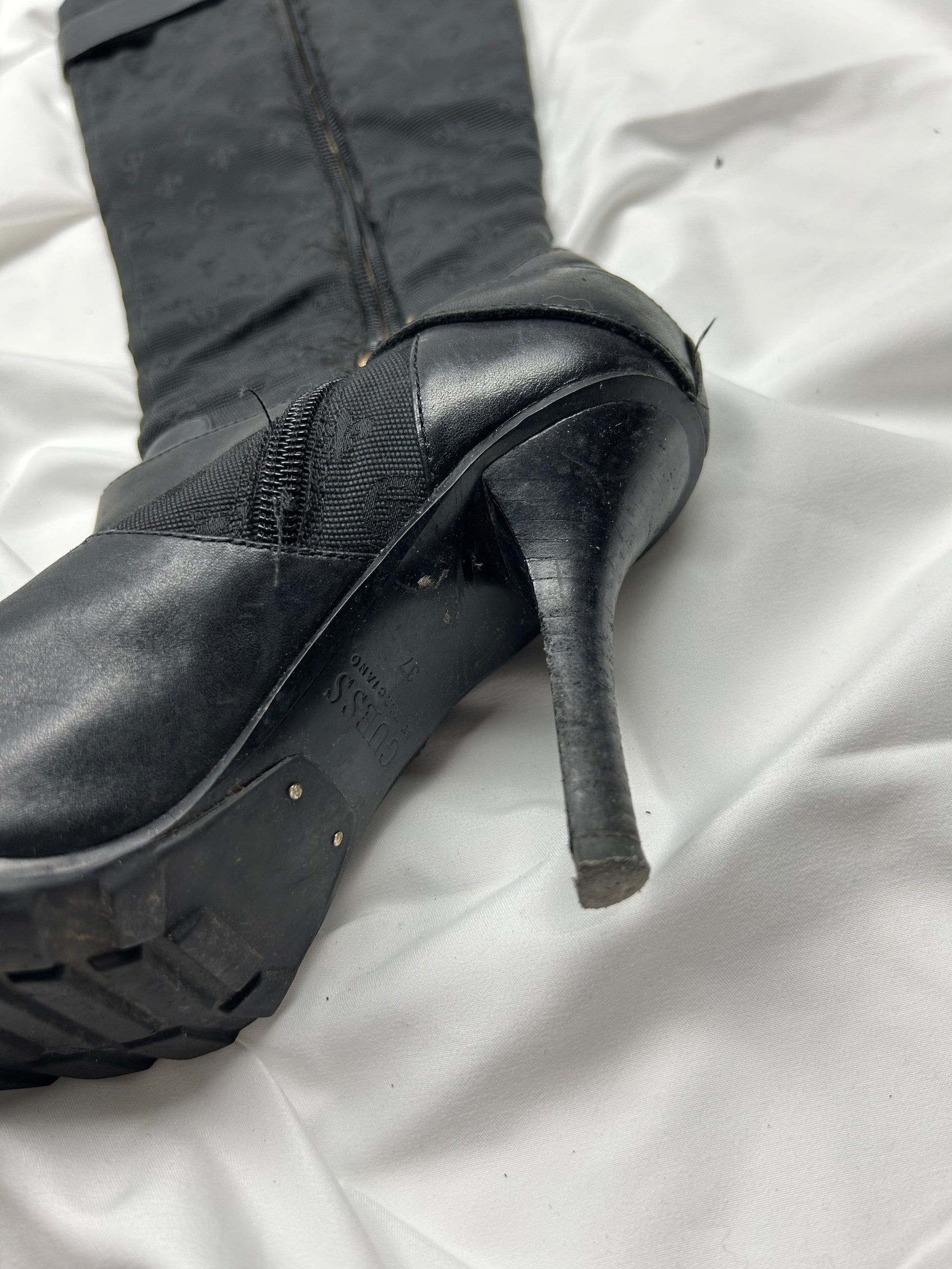 Black pointed toes high boots (37)