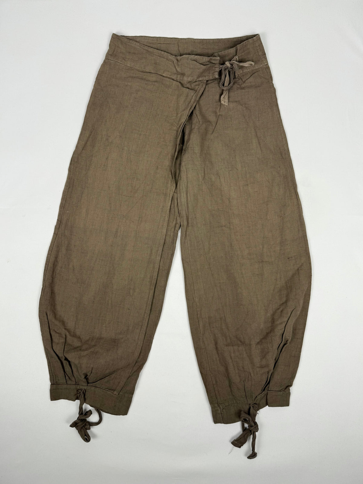 Khaki low rise linen capri pants (S)