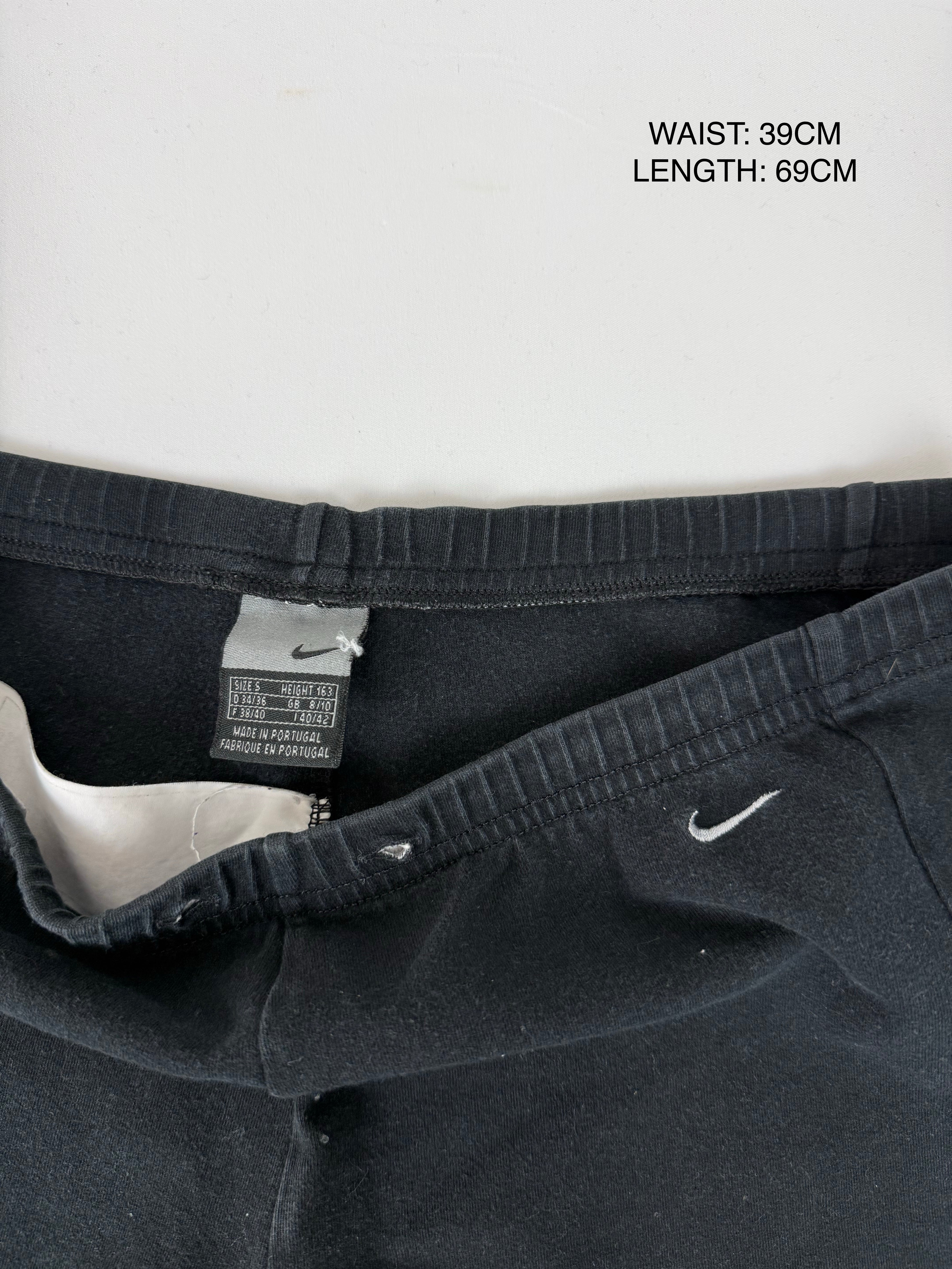 Black low rise capri activewear pants (S/M)