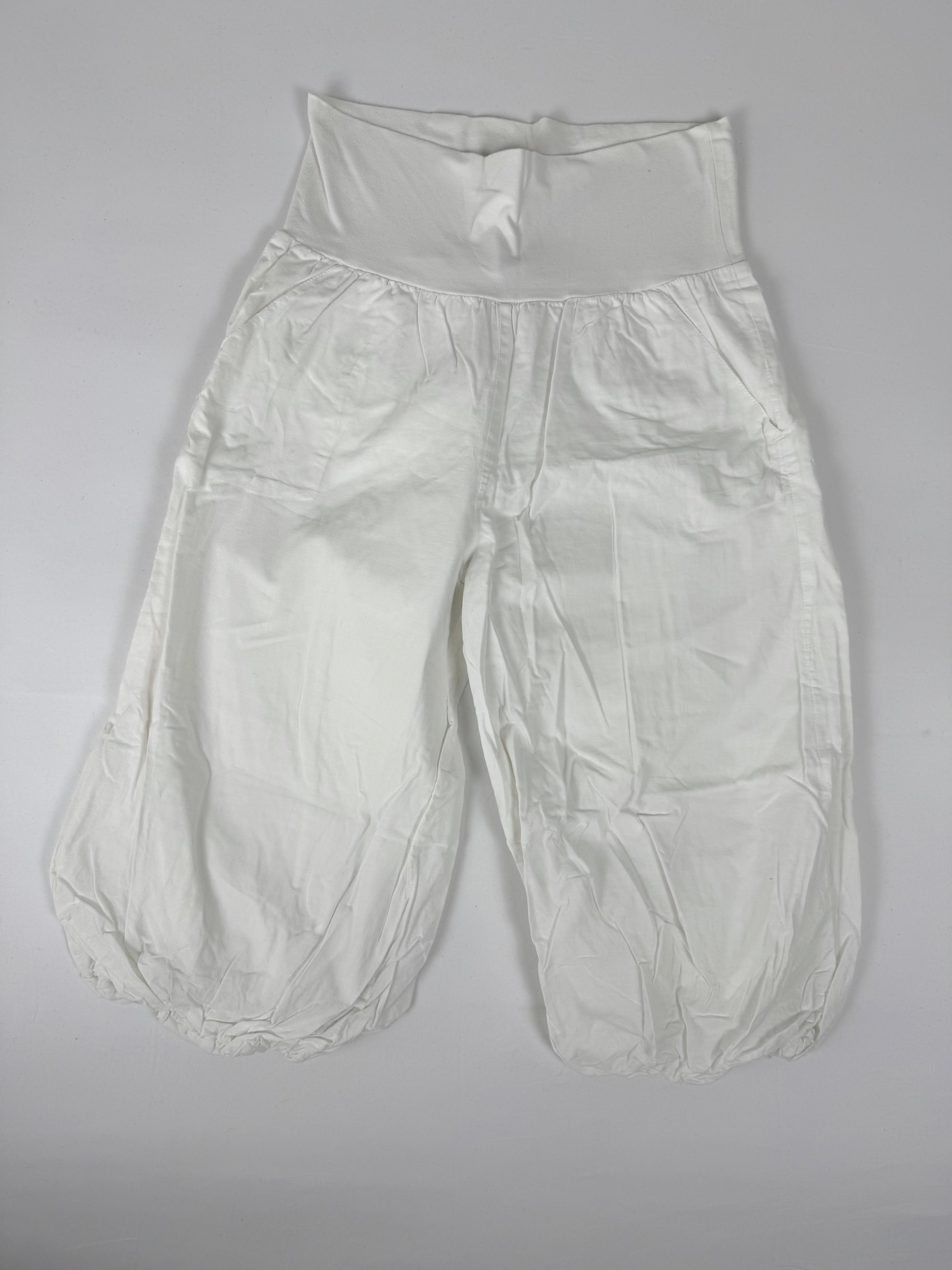 White cotton low rise sirwal capri pants (M)