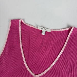 Pink ribbed tank top (M/L)