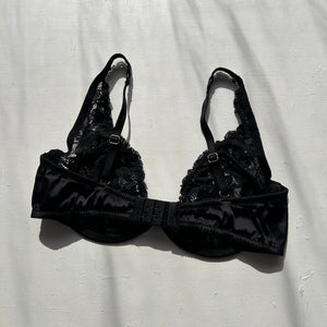 Black lace vintage bra (75D)