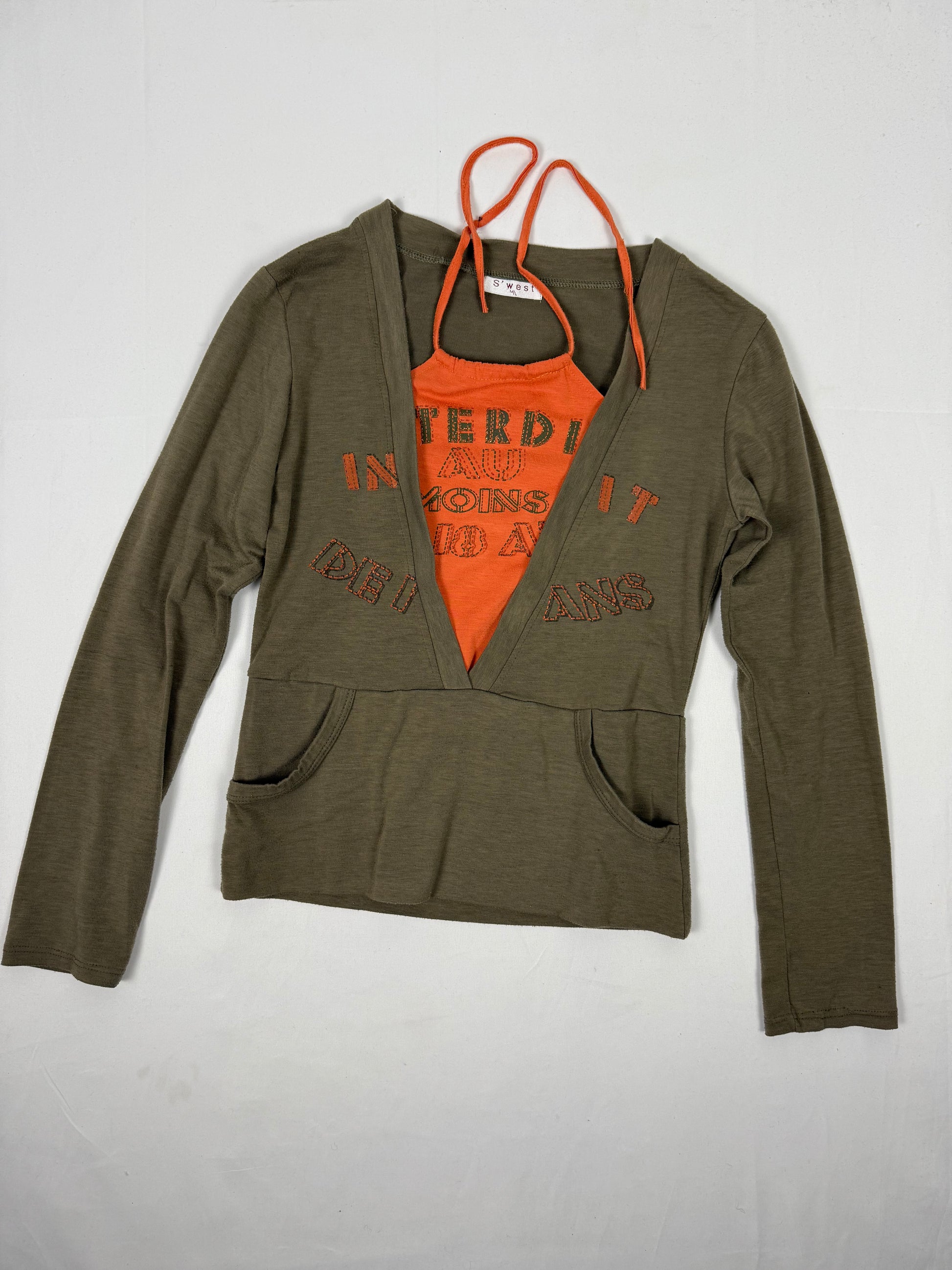 Khaki graphic print long sleeves top (S/M)