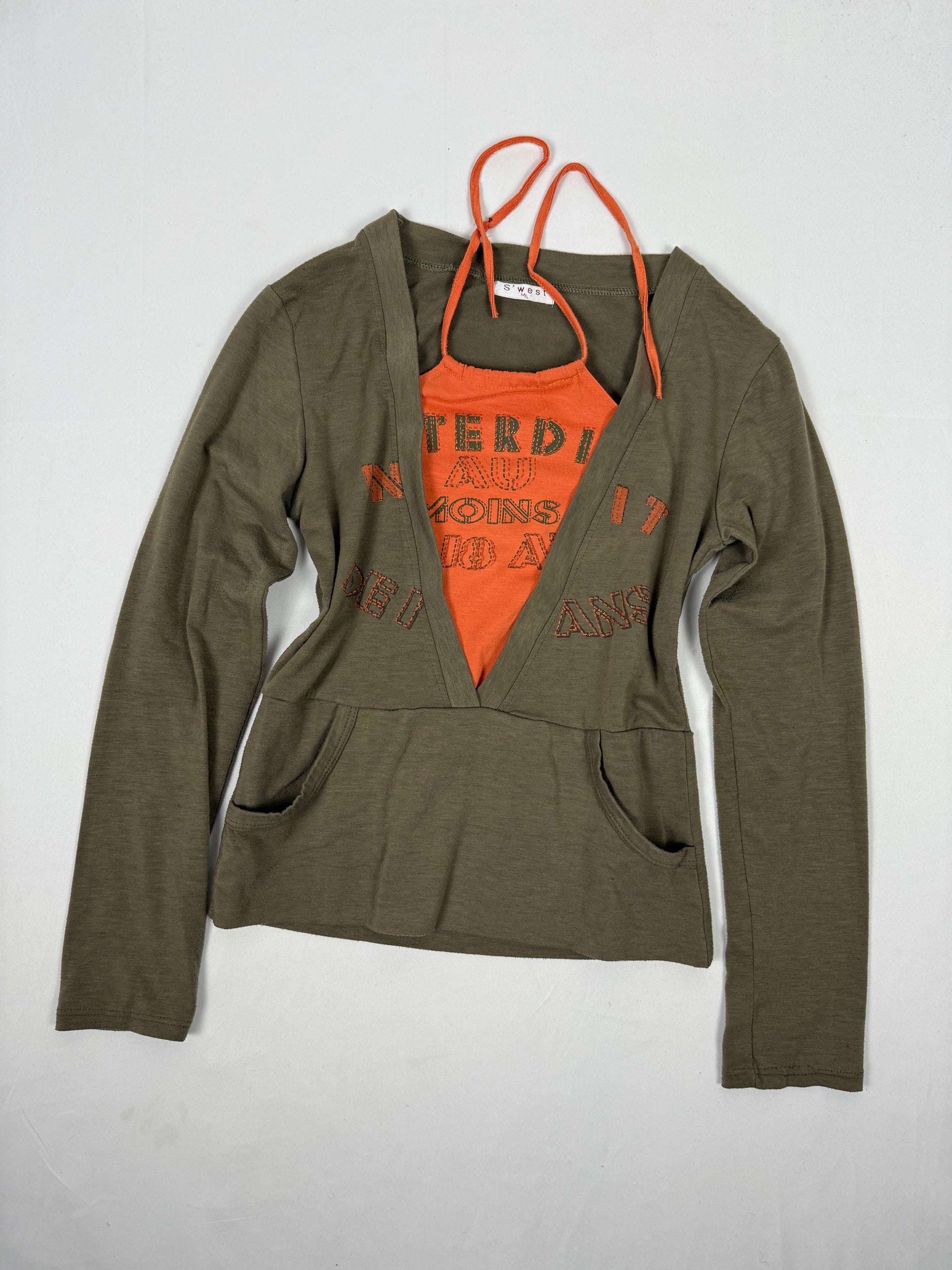 Khaki graphic print long sleeves top (S/M)