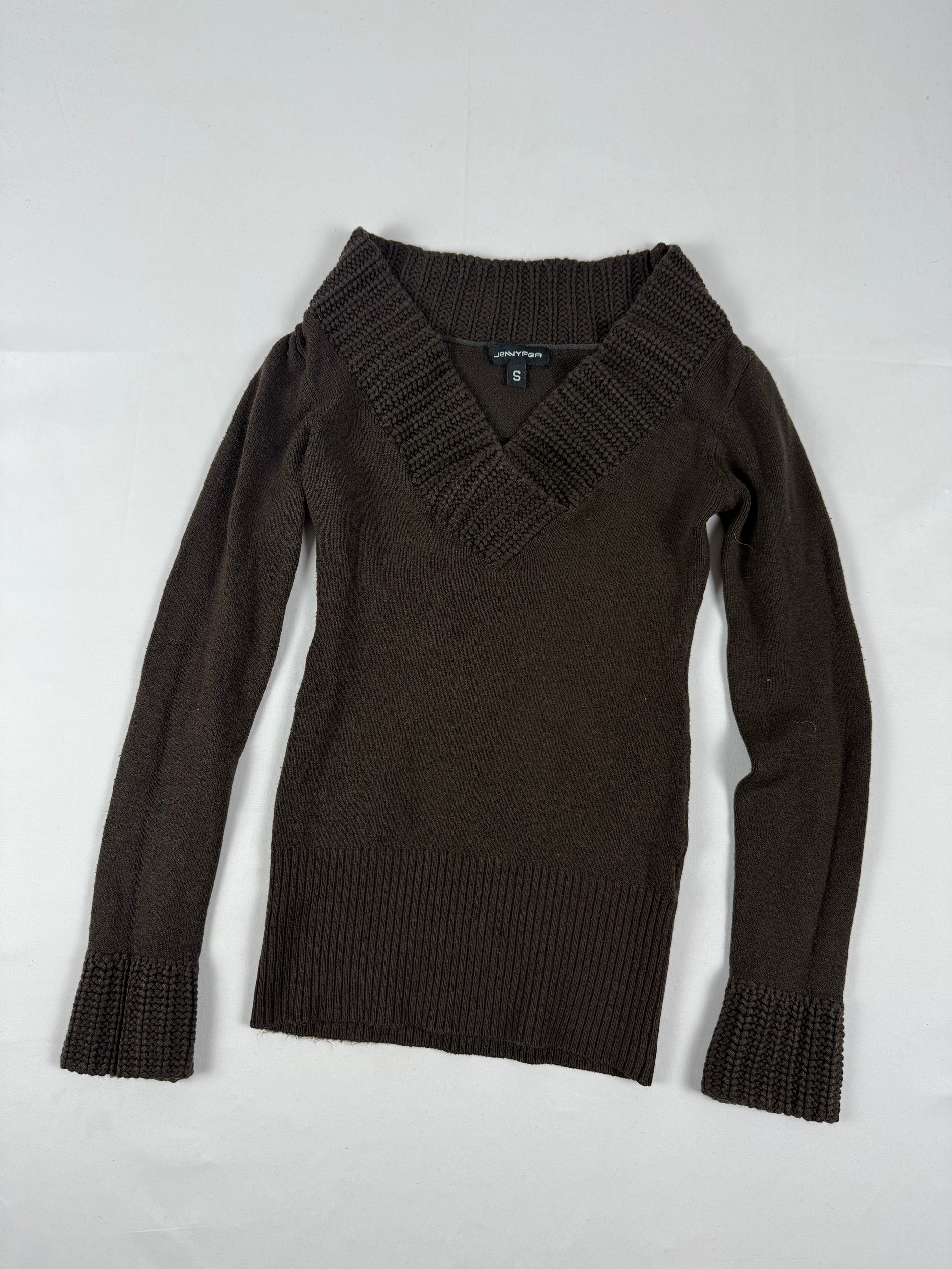 Brown V neck tight fit jumper (XS)