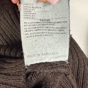 Brown V neck tight fit jumper (XS)