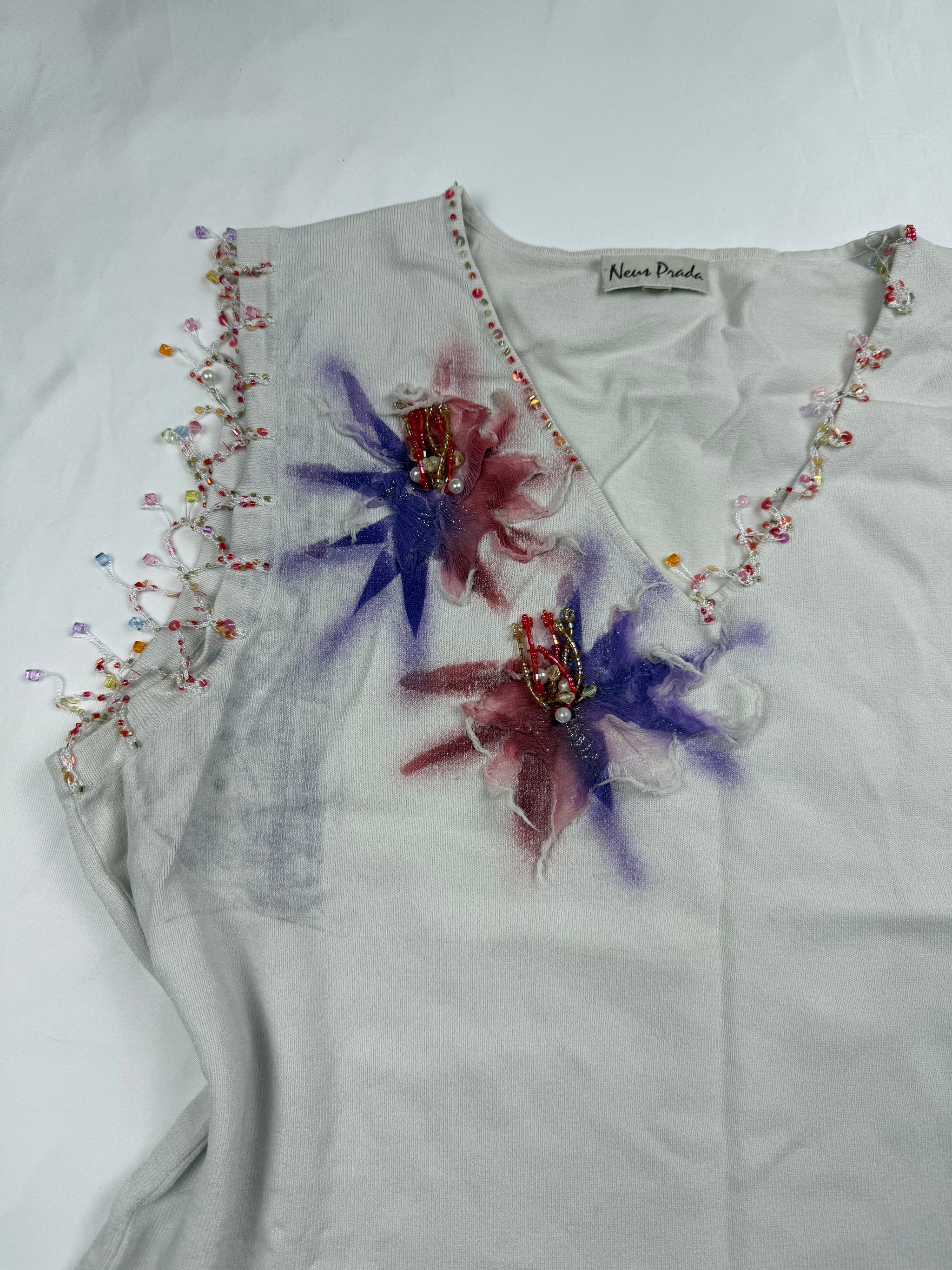 White floral pearls tank top (XL)