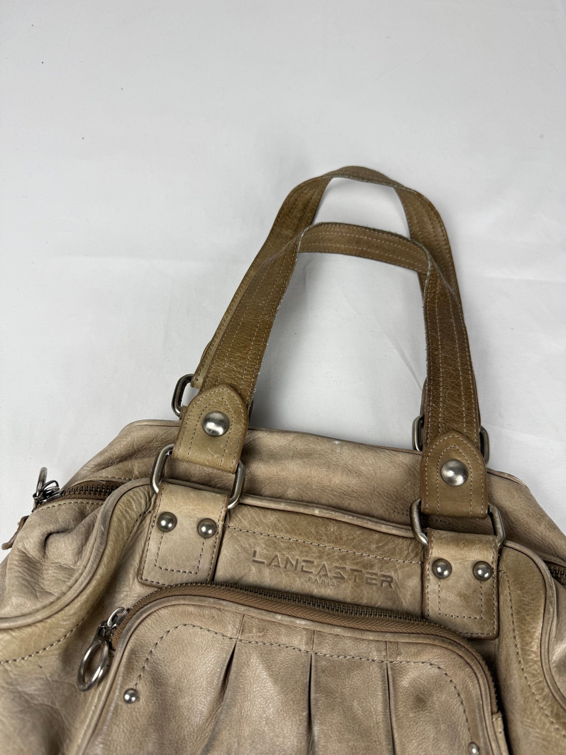 Beige real leather shoulder bag (30x20cm)