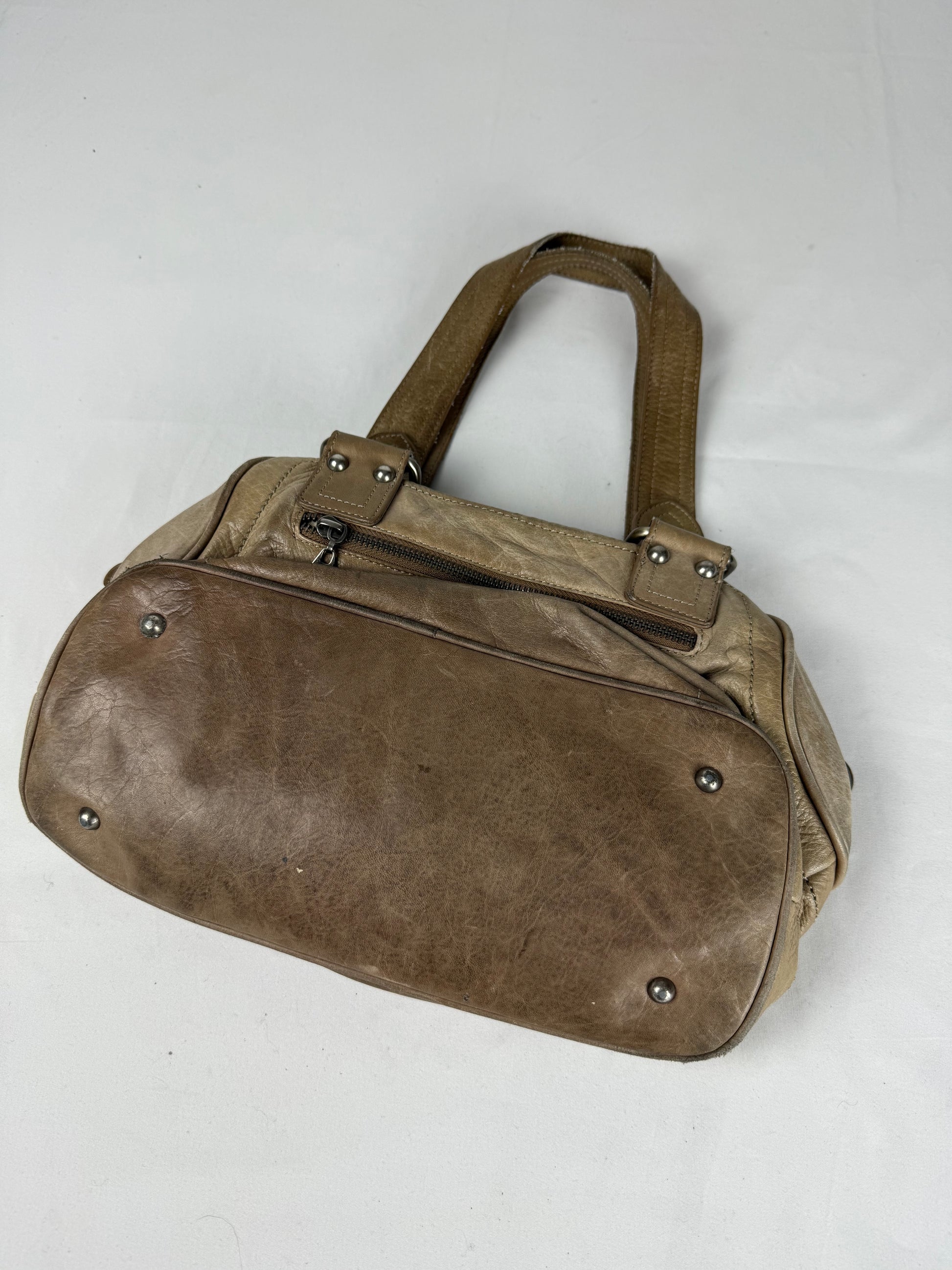 Beige real leather shoulder bag (30x20cm)