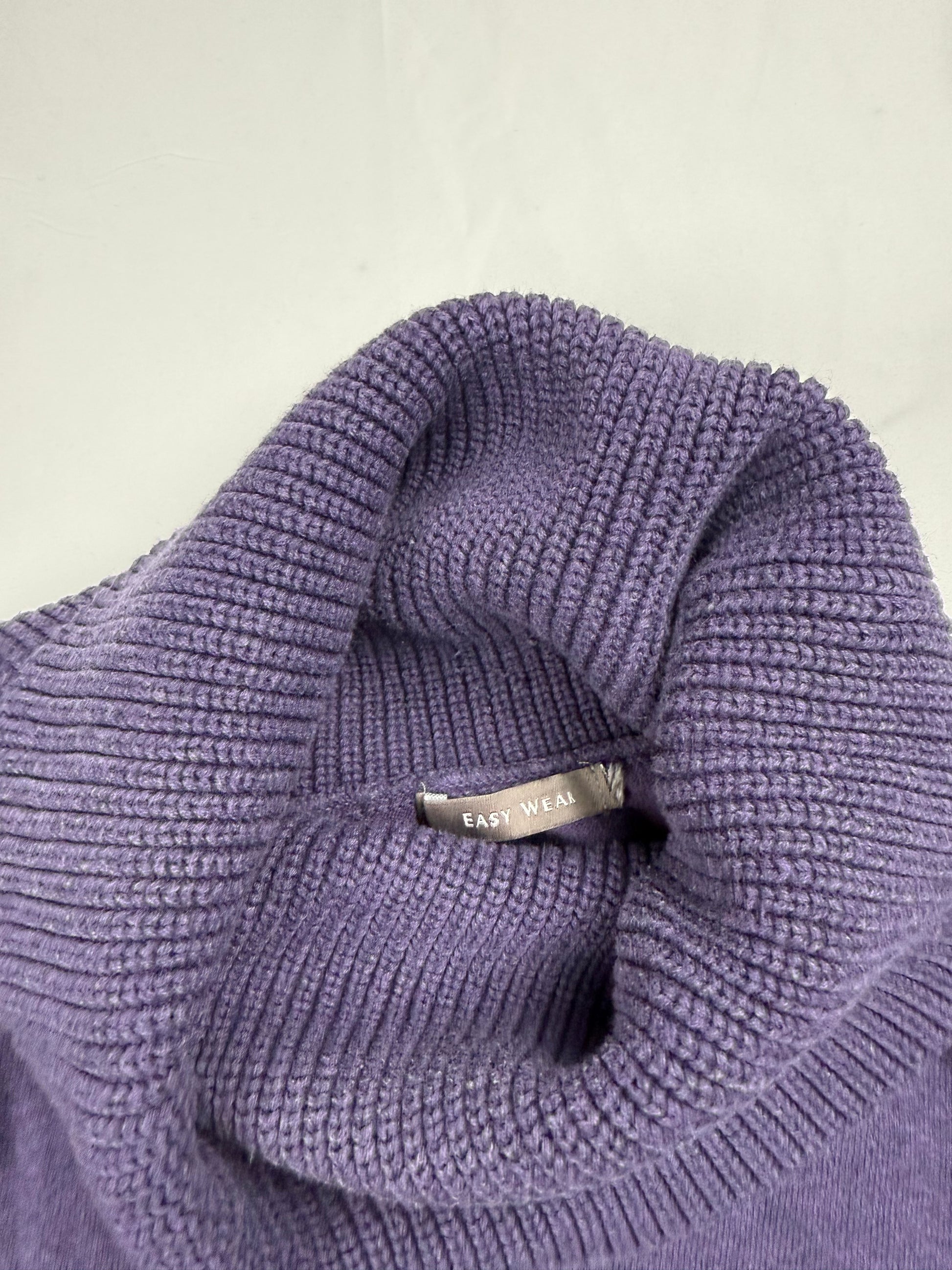 Purple turtleneck jumper (M)
