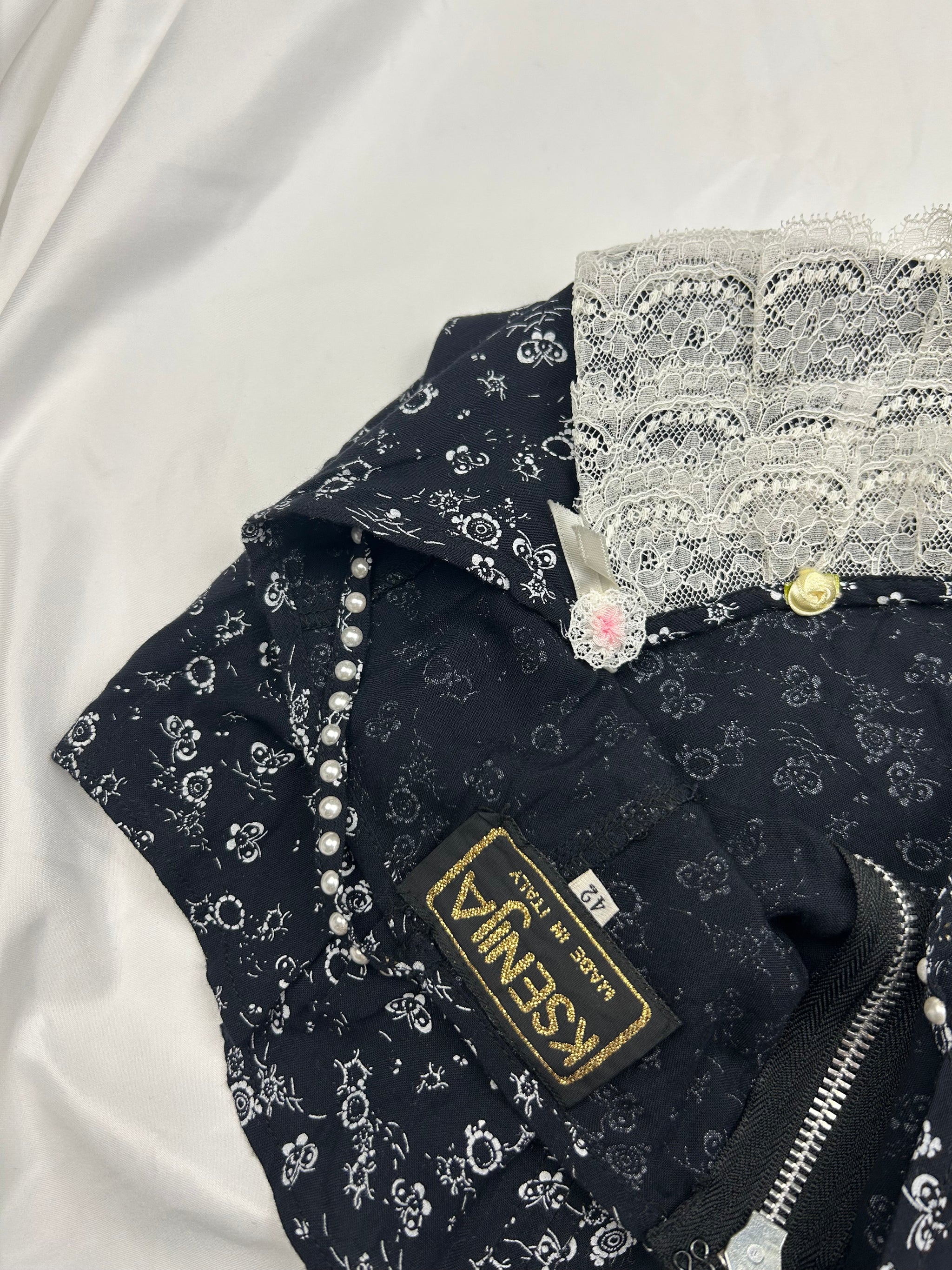 Black lace detail cami top (M)