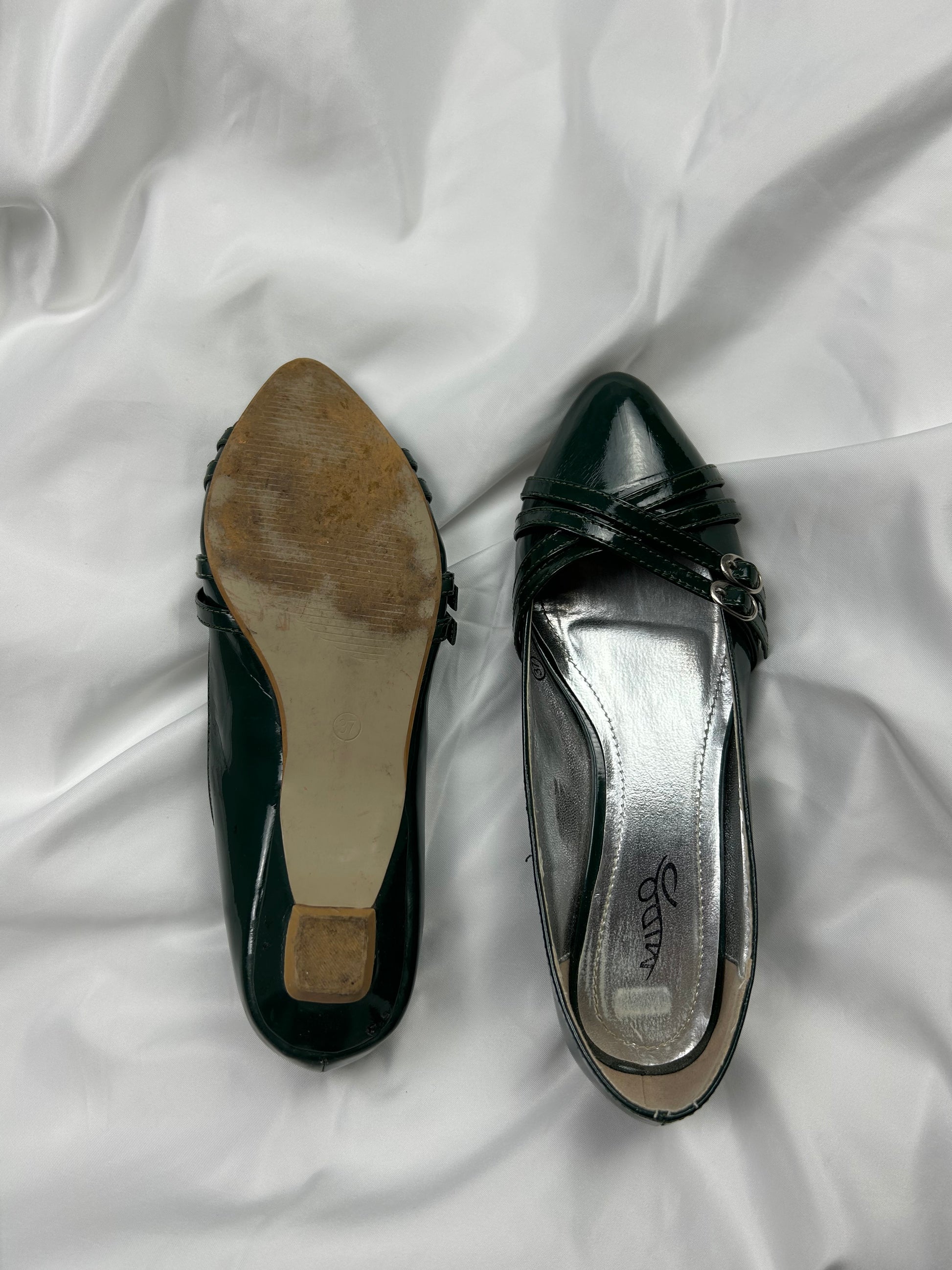 Dark greenbelt ballet shoes (37)