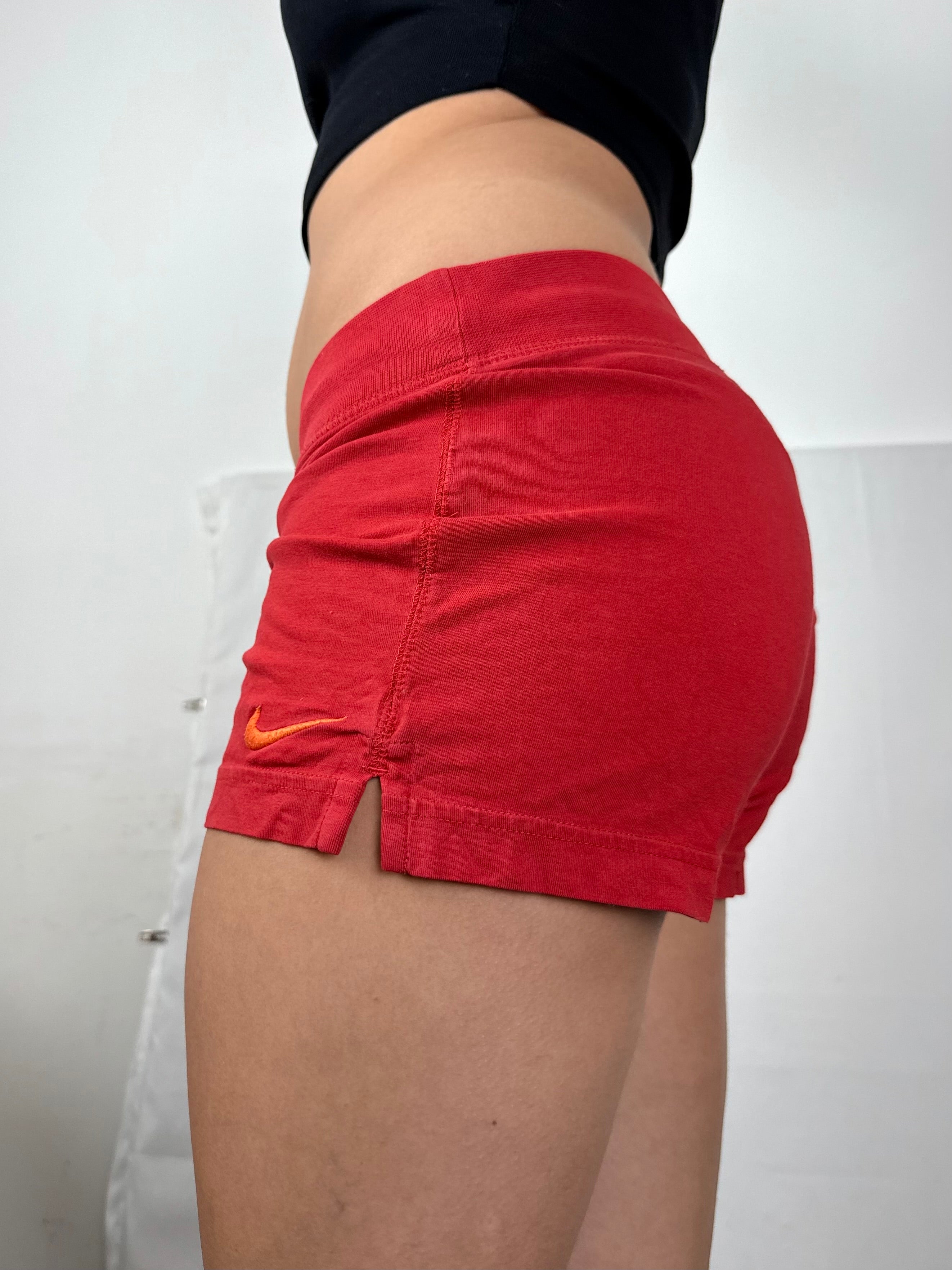 Red activewear low rise mini short (S)