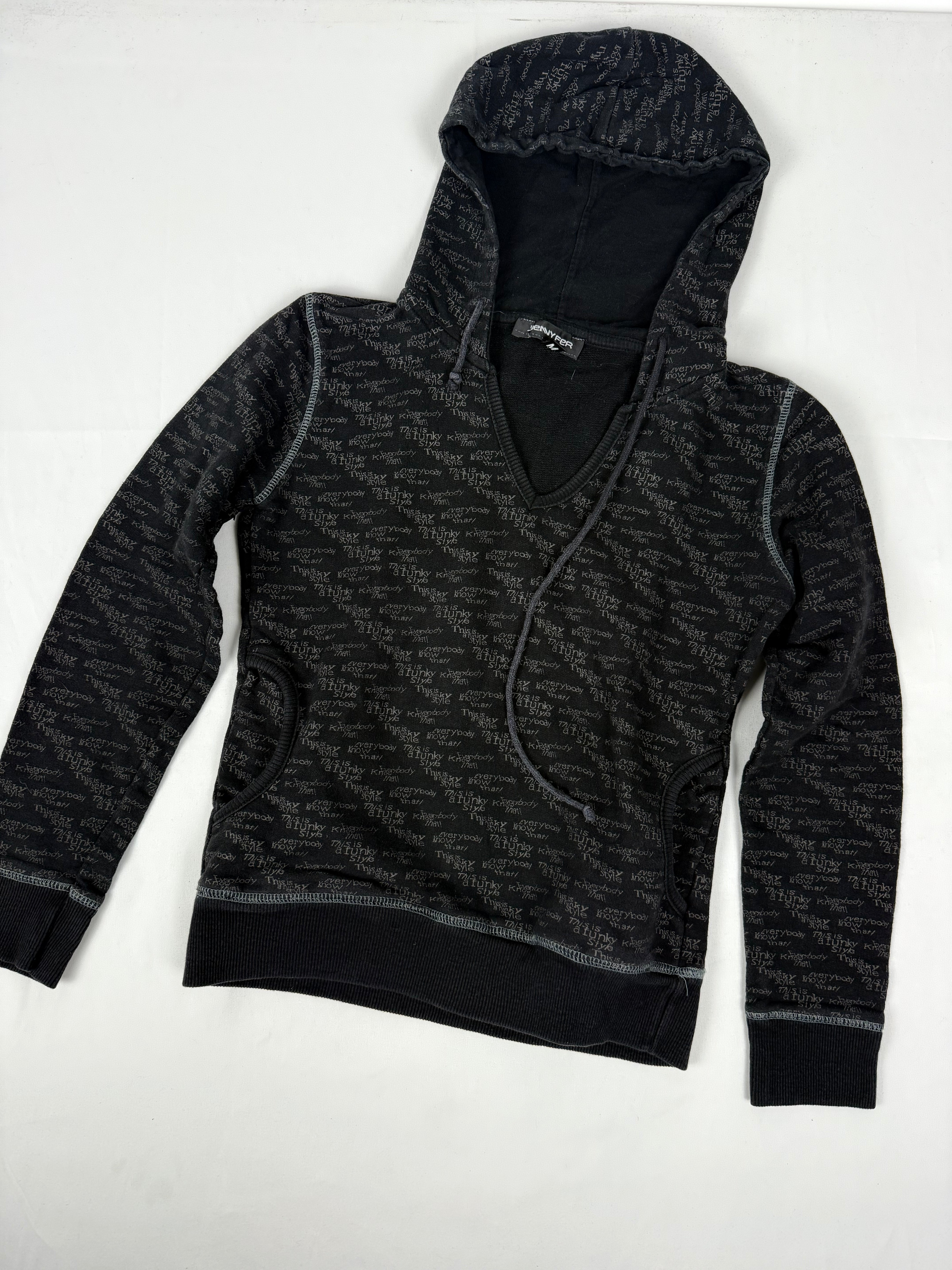 Black graphic hoodie (S)