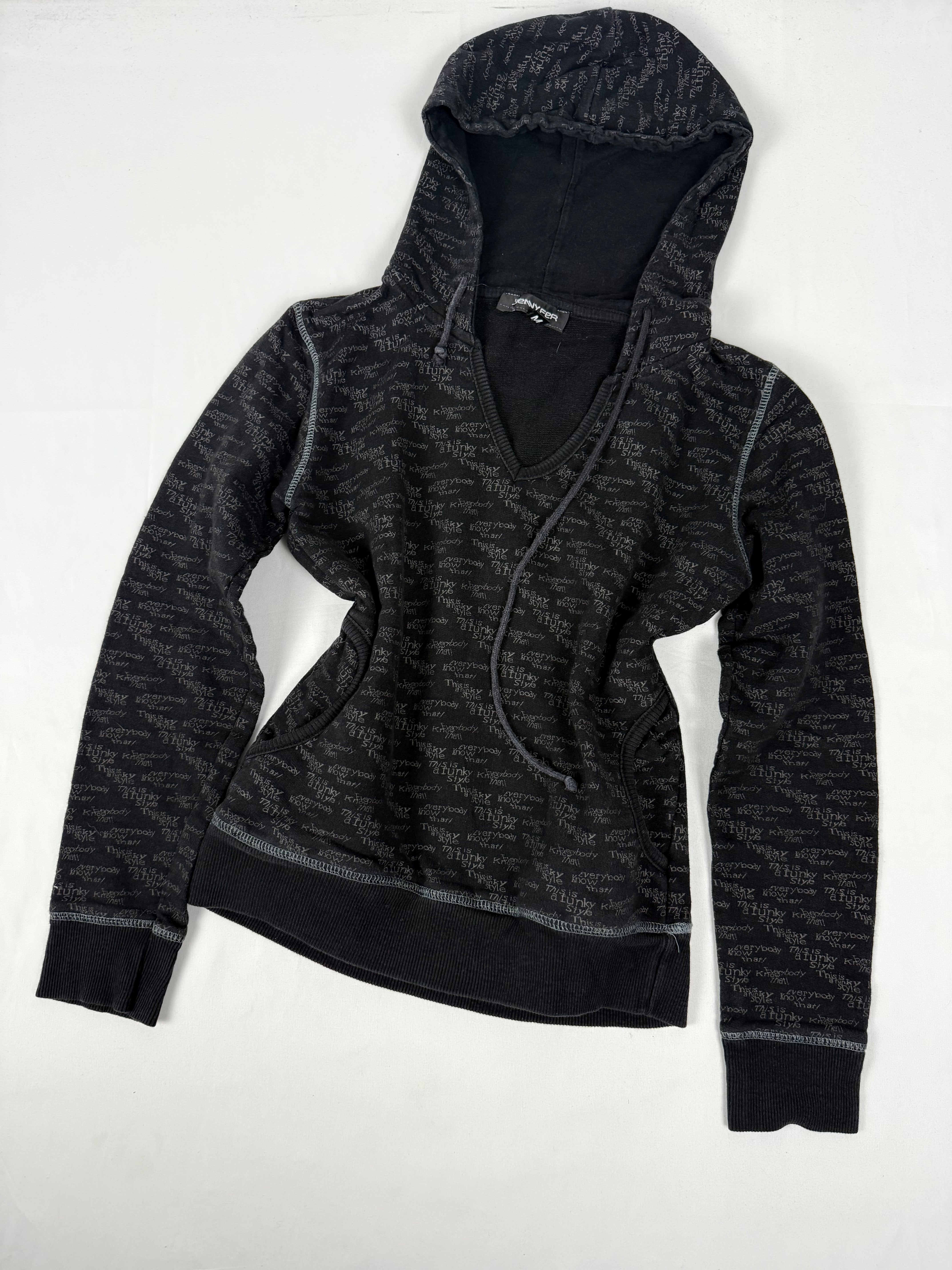 Black graphic hoodie (S)