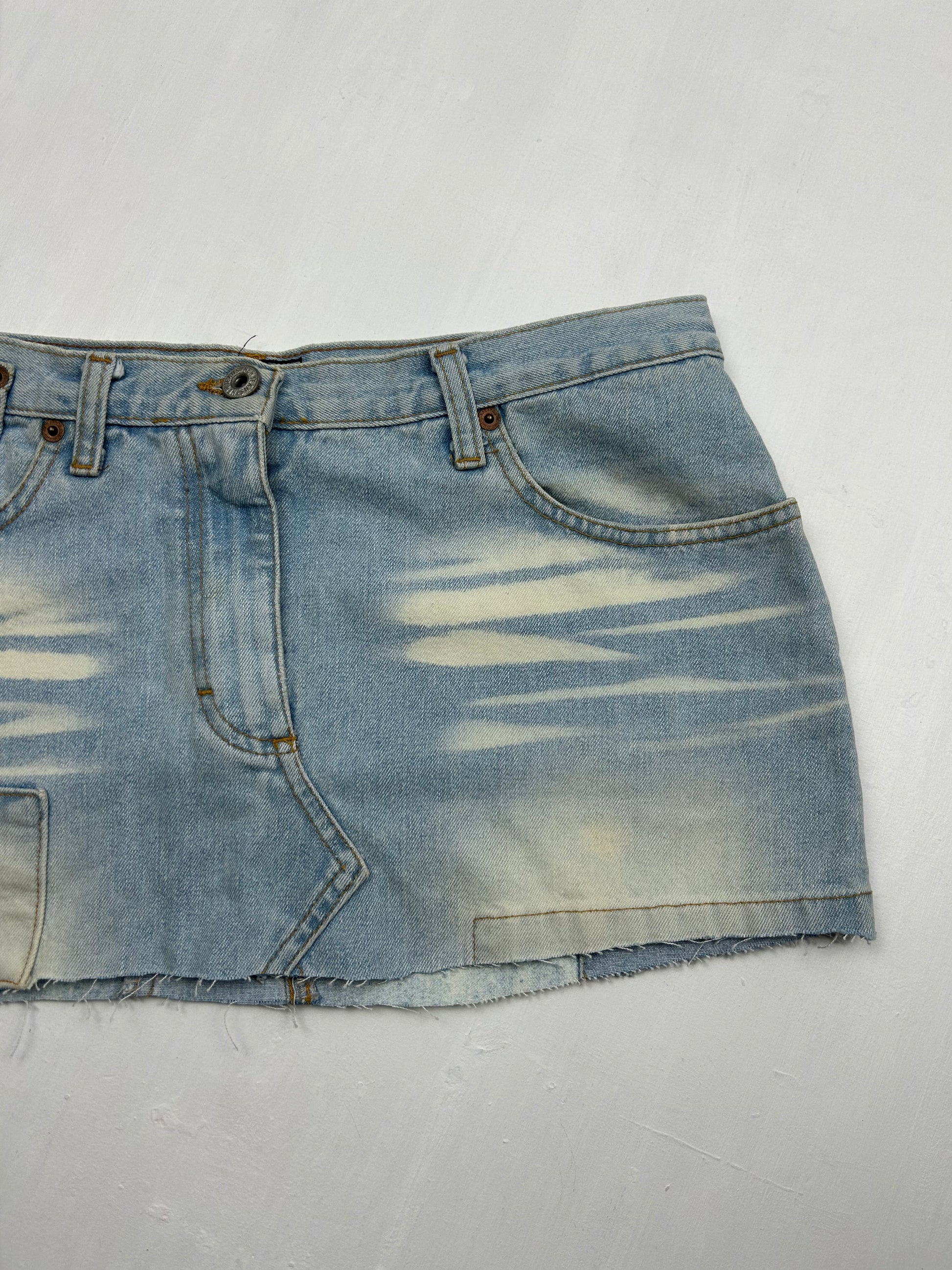 Blue denim low rise mini skirt (M)