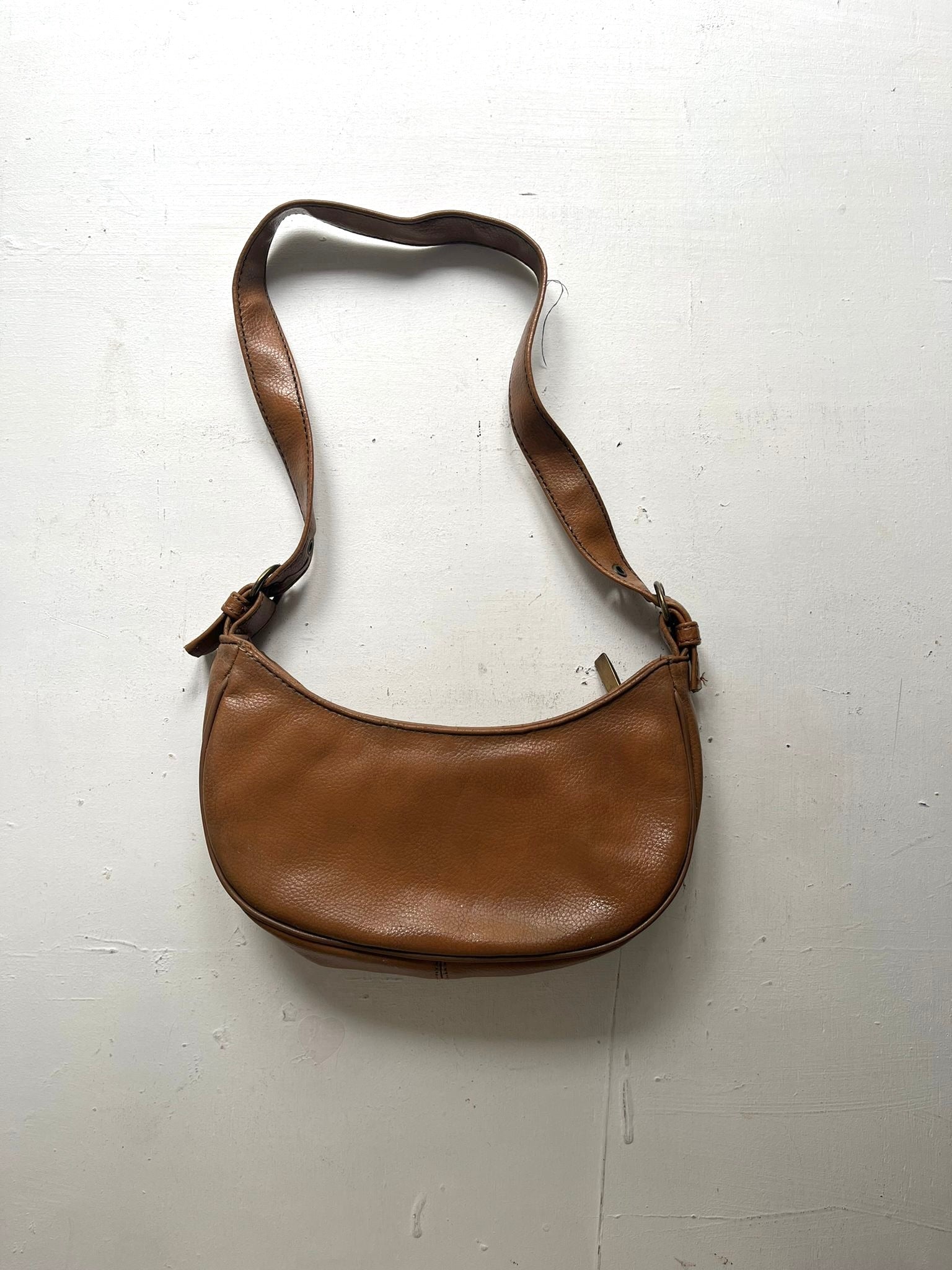 Brown camel western small baguette shoulder bag y2k vintage