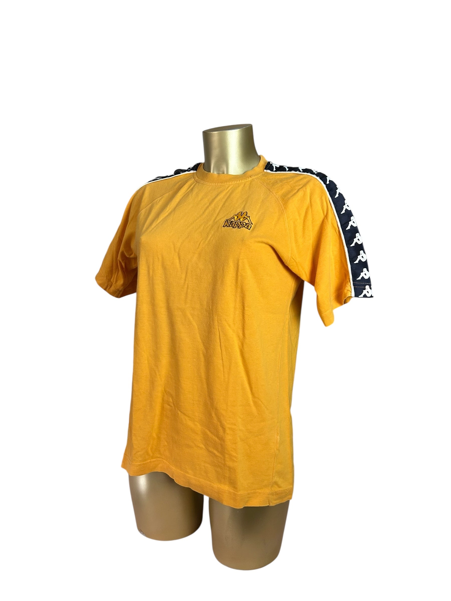 100% cotton round neck 90s tee (M/L)