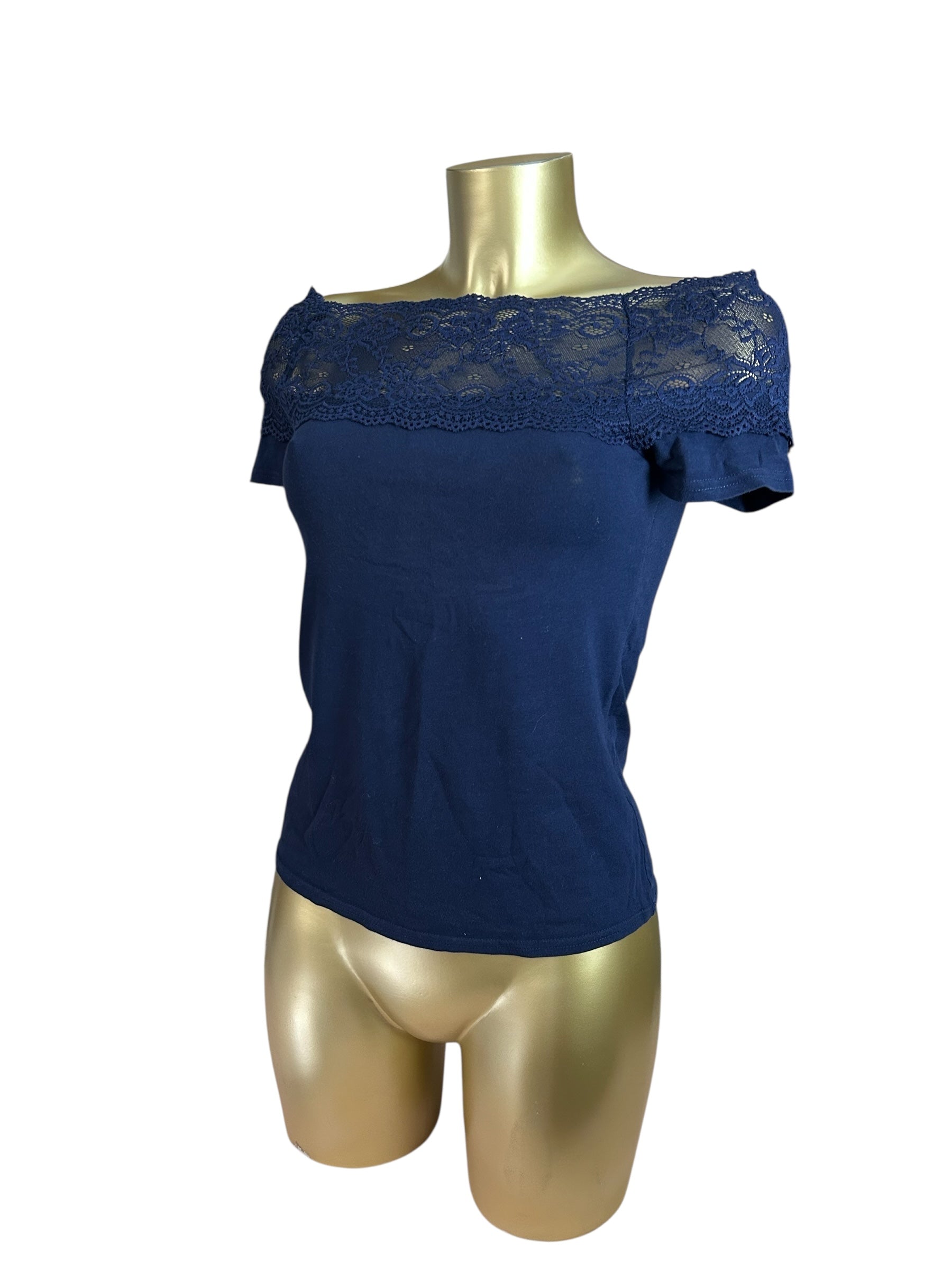 Office siren cotton lace bardot neck tee (M)