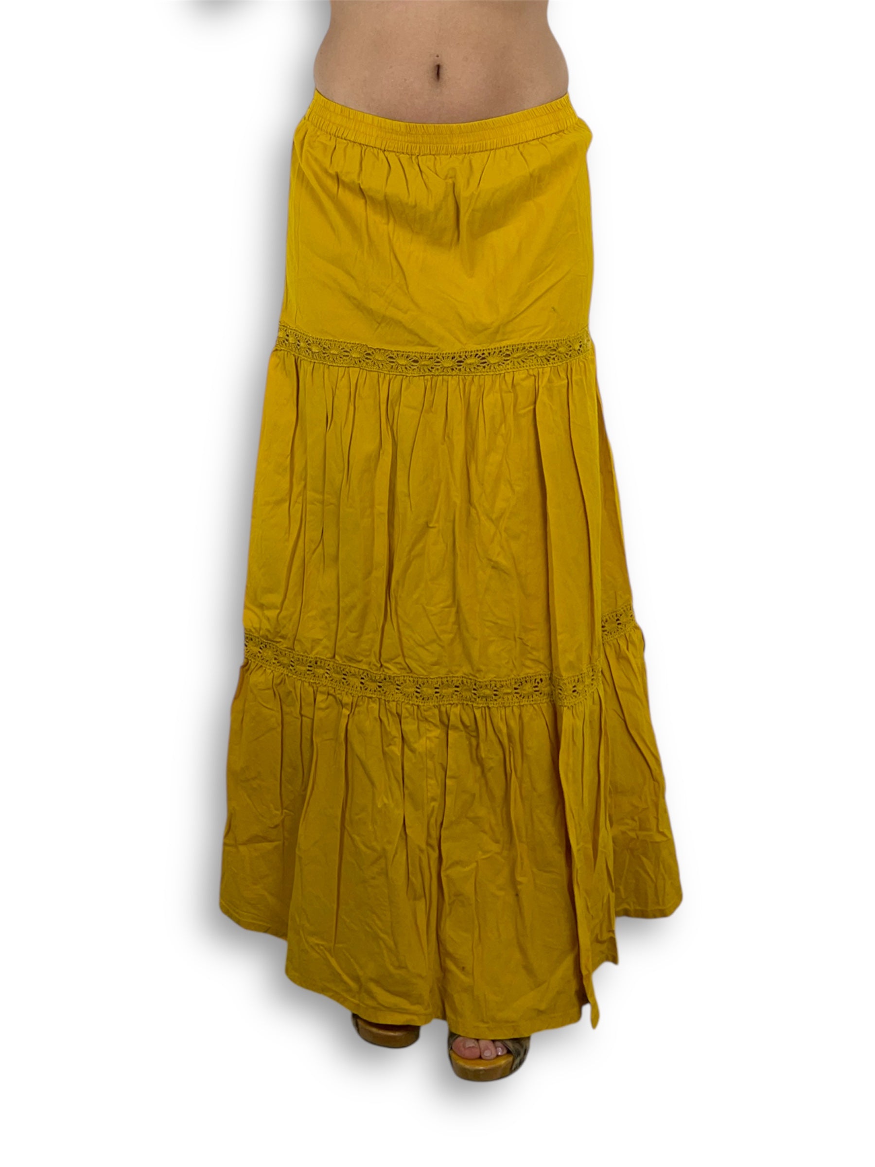 Yellow pleated low rise maxi skirt (M)