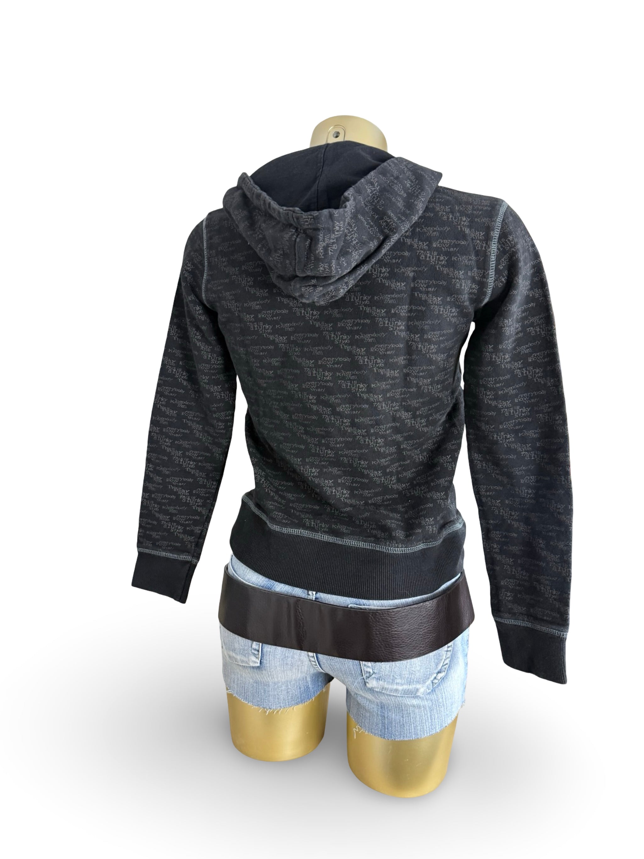 Black graphic hoodie (S)