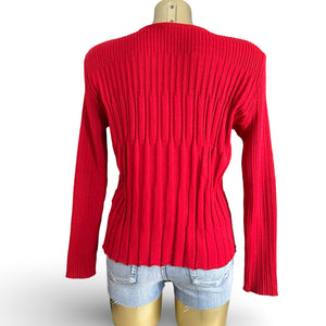 Red ribbed jumper with belt (L)