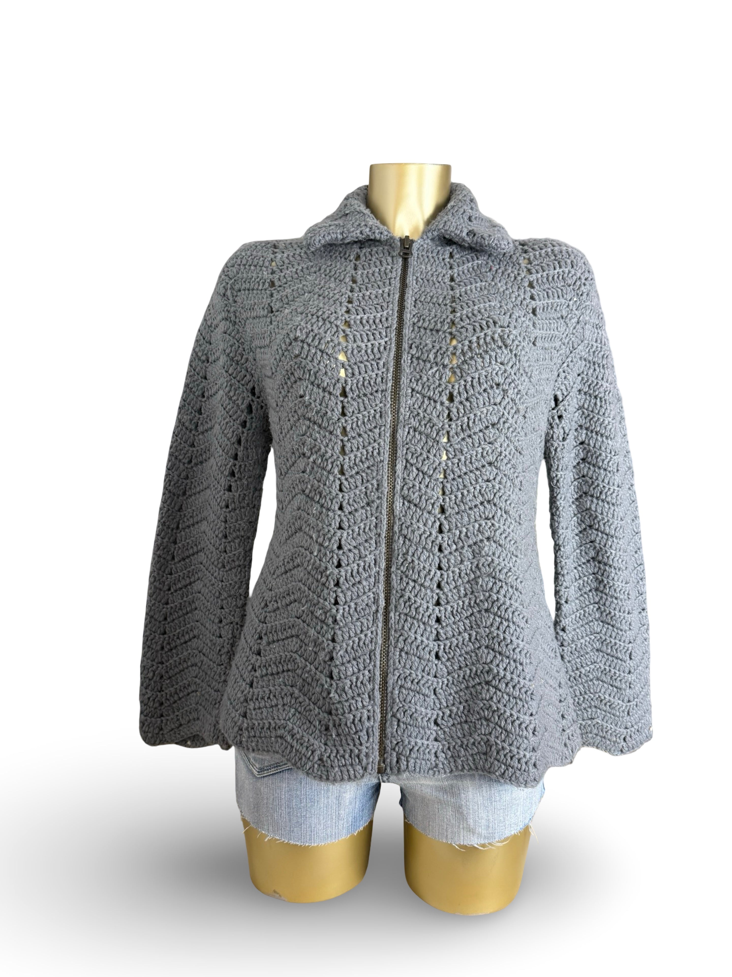 Grey crochet zip up jumper jacket (XL)