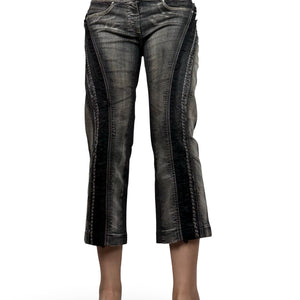 Black denim low rise capri pants (M)