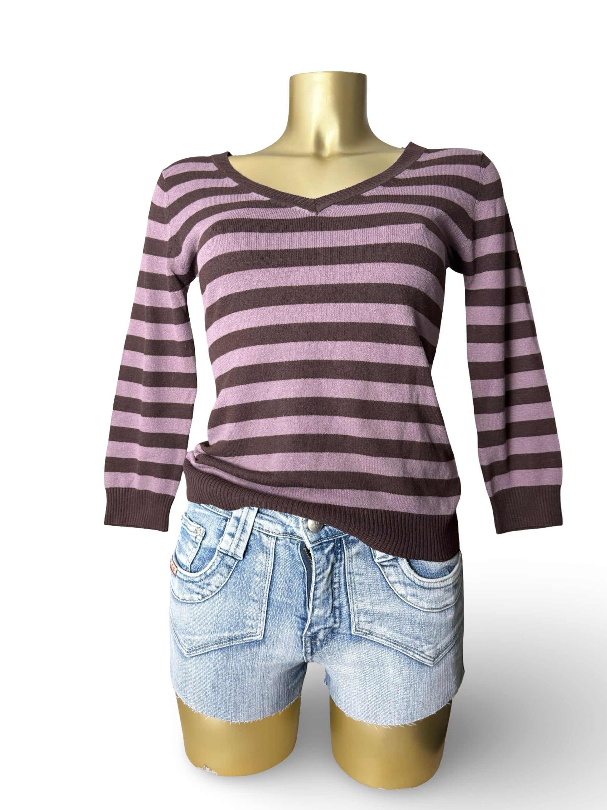 Purple striped V neck tight fit jumper (S)