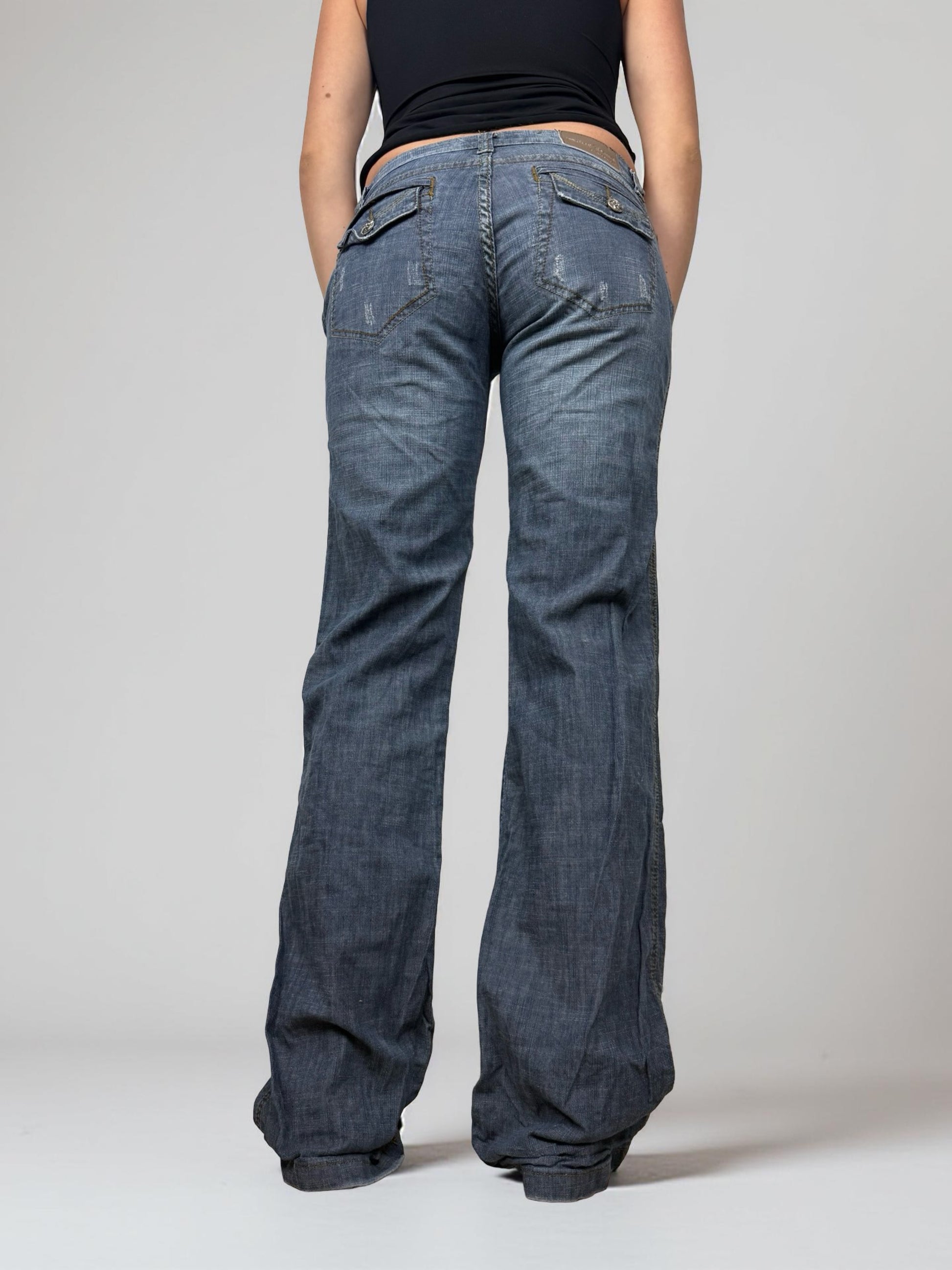 Blue denim low rise baggy pants (S)