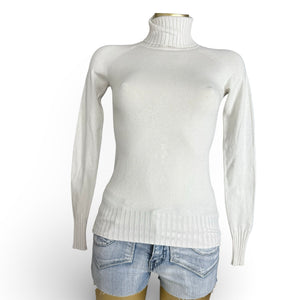 White turtleneck cotton jumper (S/M)