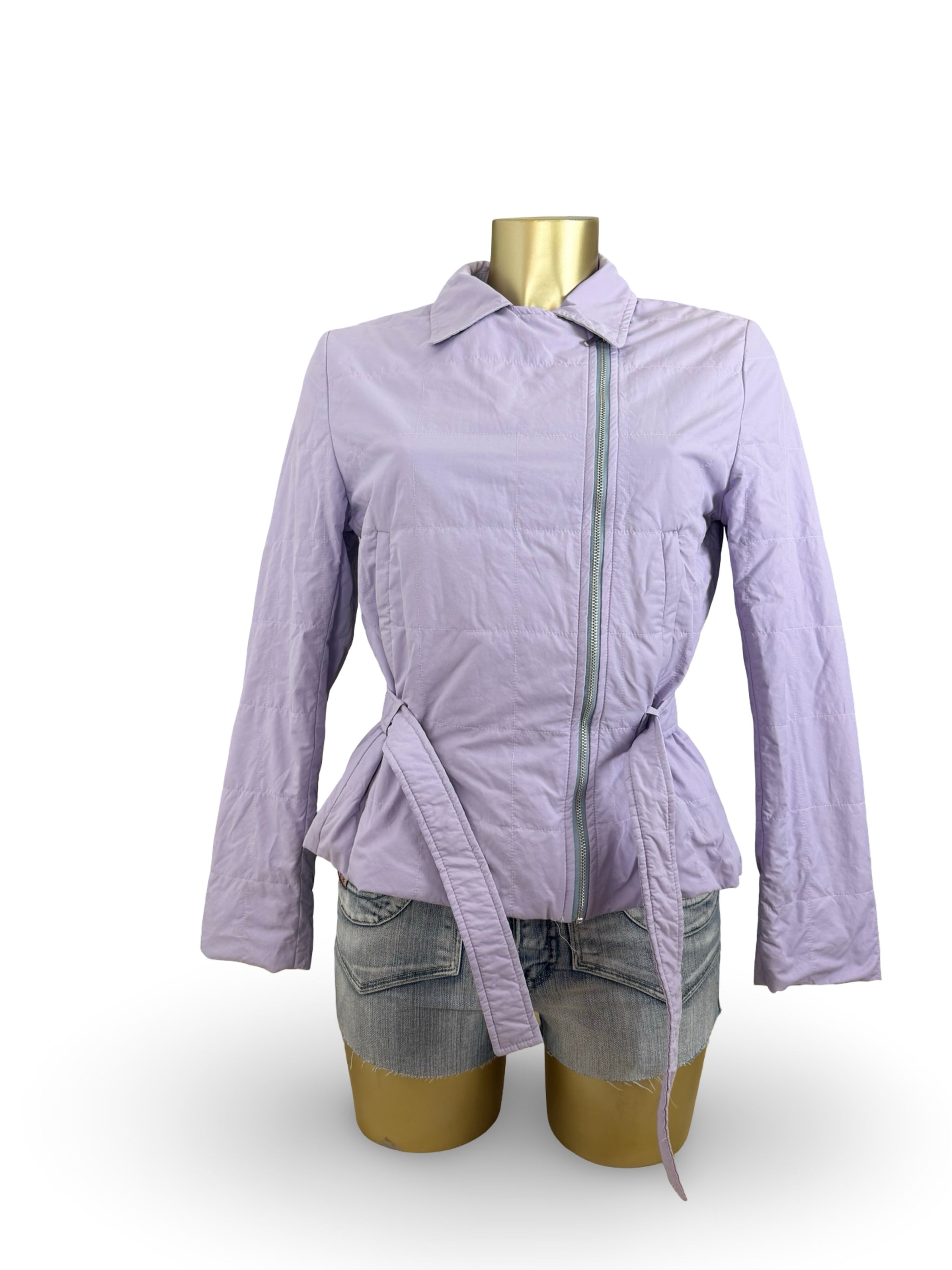 Lilac zip up lightweight puffer jacket with belt (M)