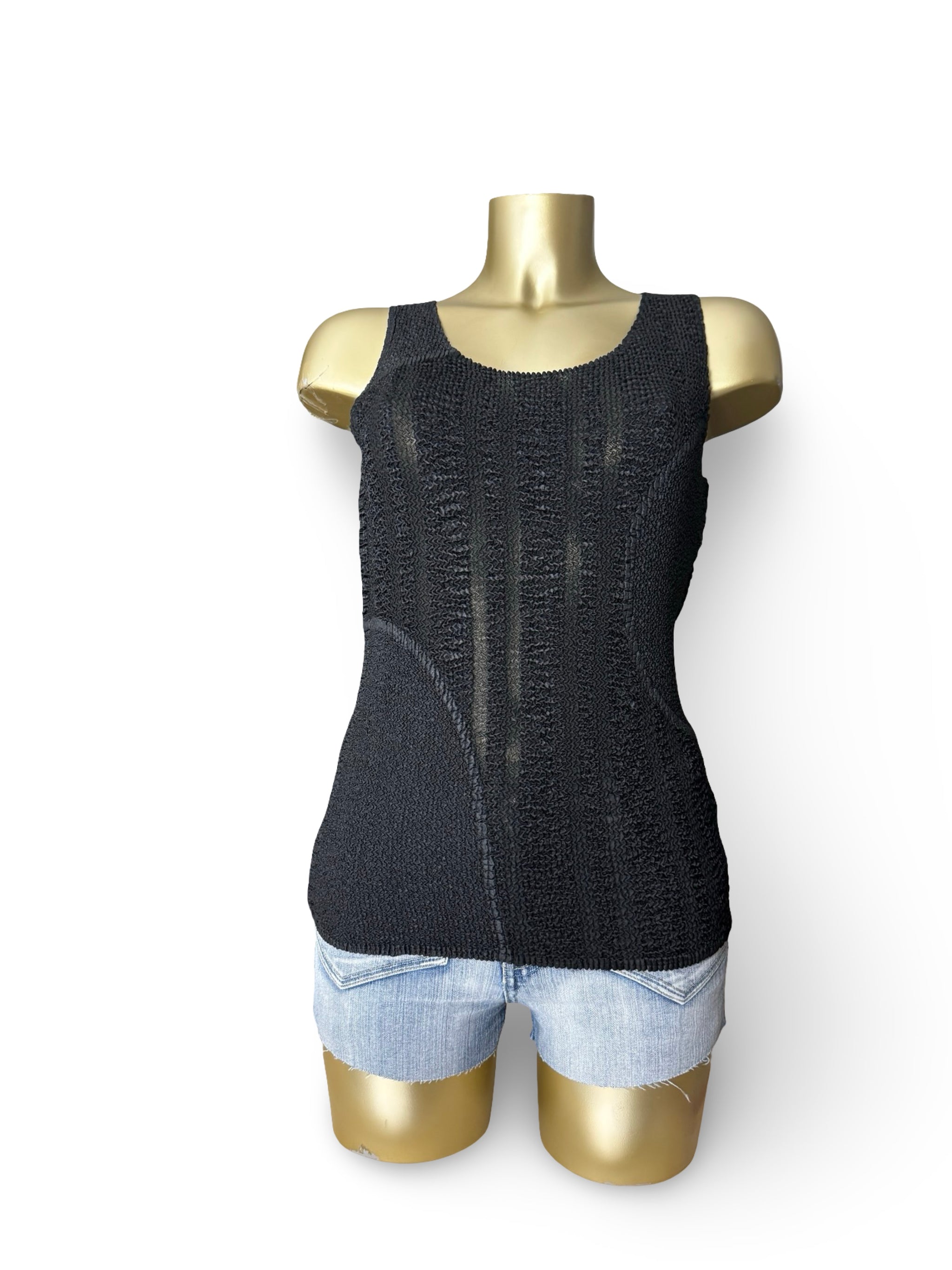 Black stretchy knitted tank top (M)