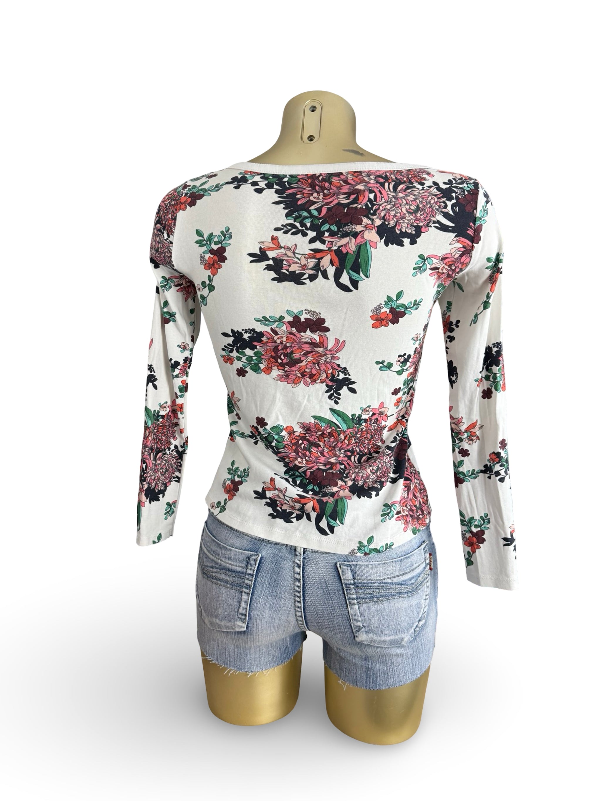 White floral tight fit cotton long sleeves top (S)