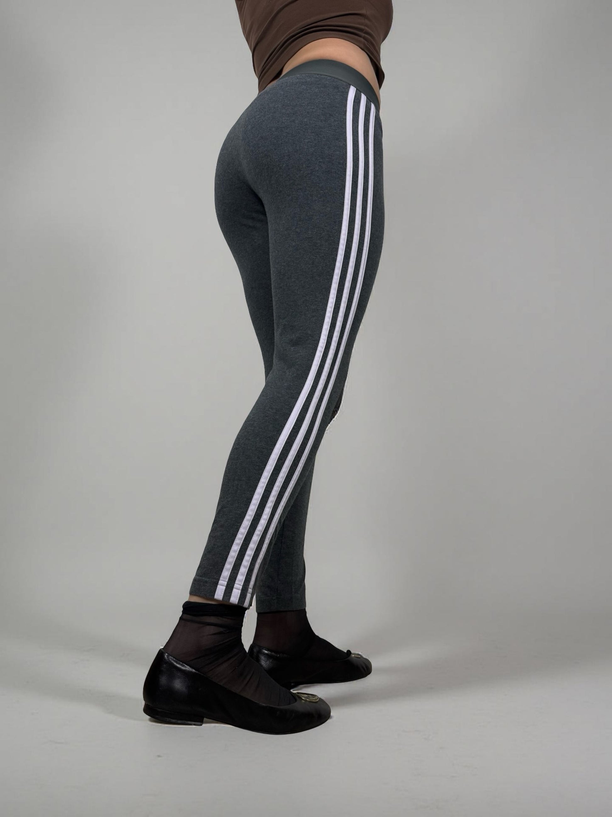 Grey low rise leggings (S/M)