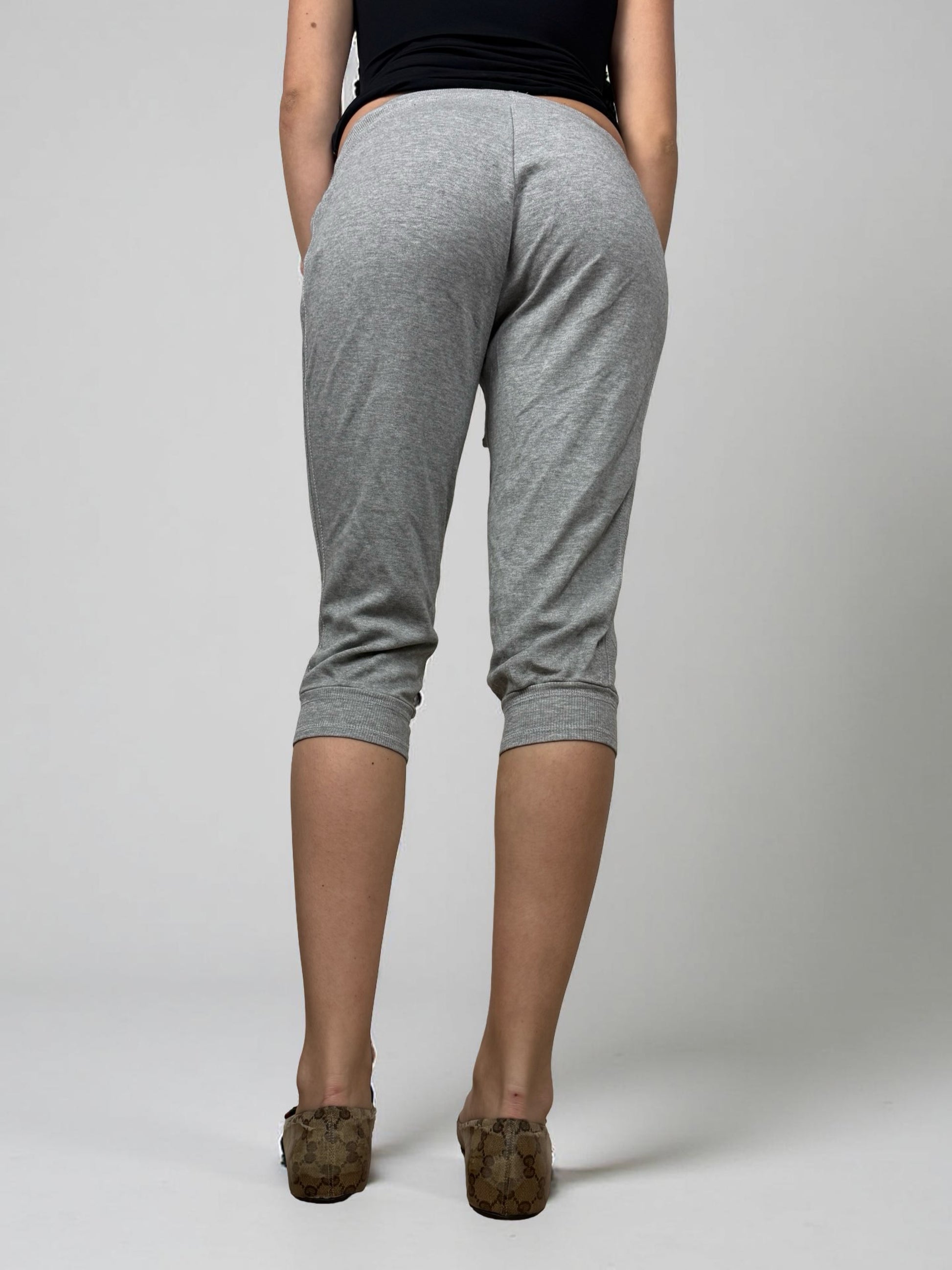 Grey cotton low rise capri pants (XS/S)