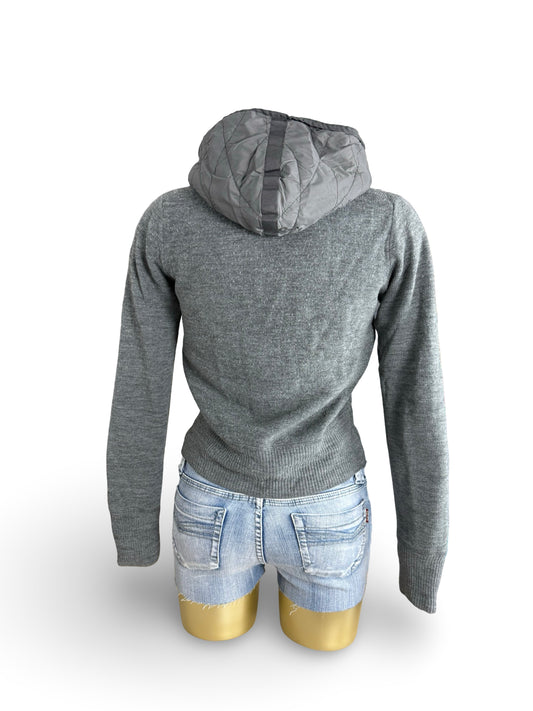 Grey knitted zip up hooded jacket (S)