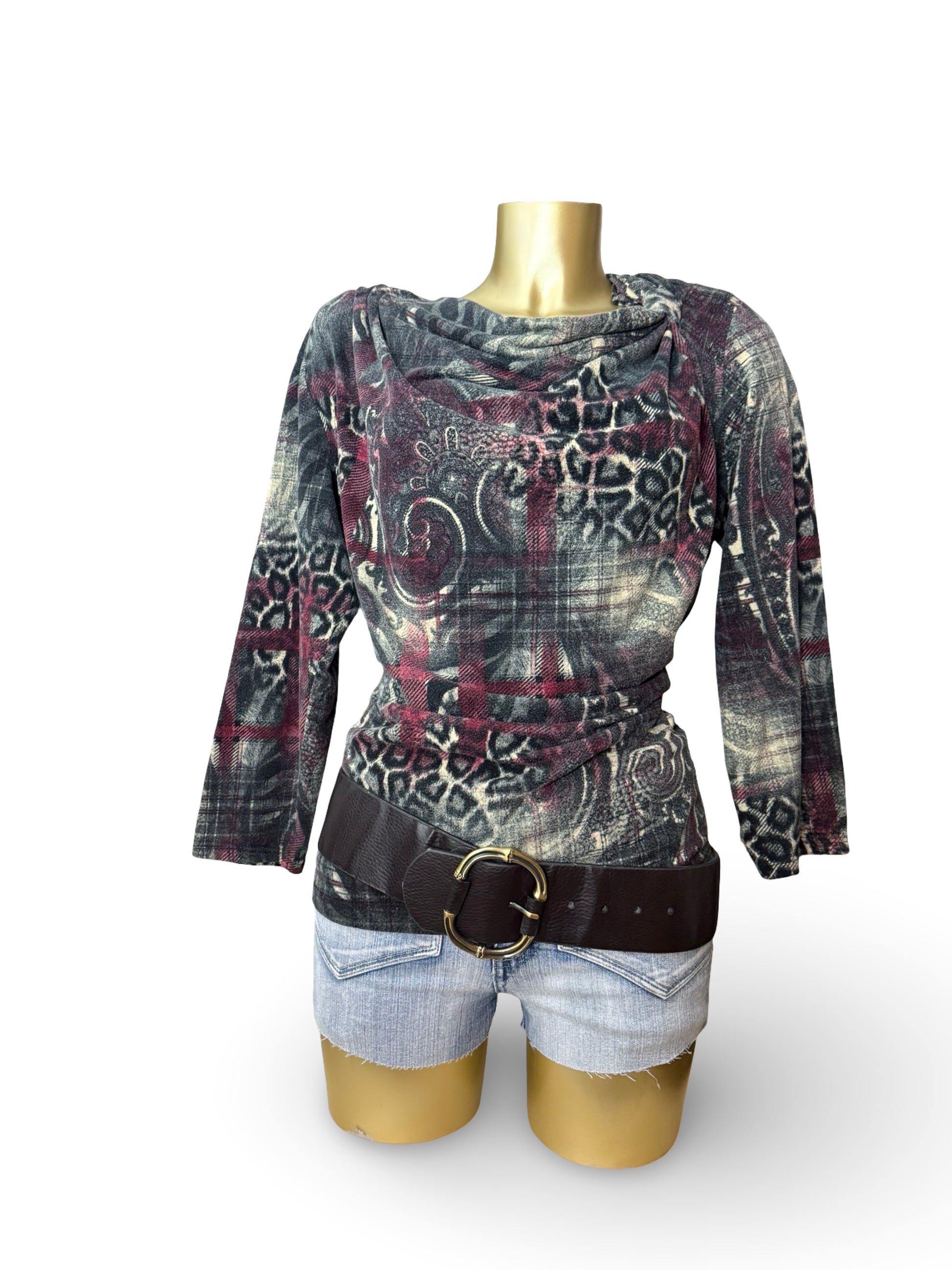 Black graphic fleece plunge neck long sleeves top (XL)