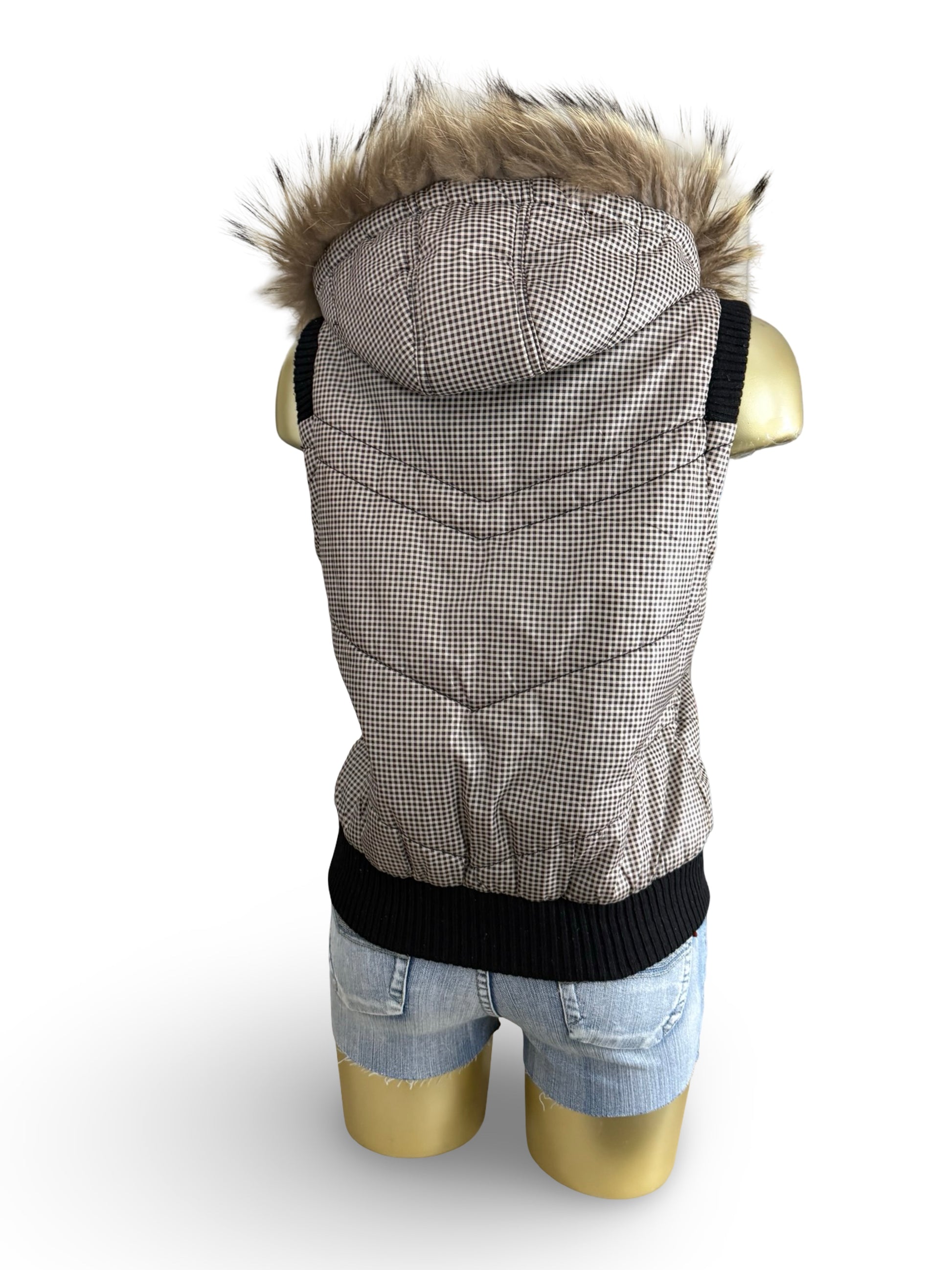 Beige sleeveless zip up hooded puffer jacket (M/L)